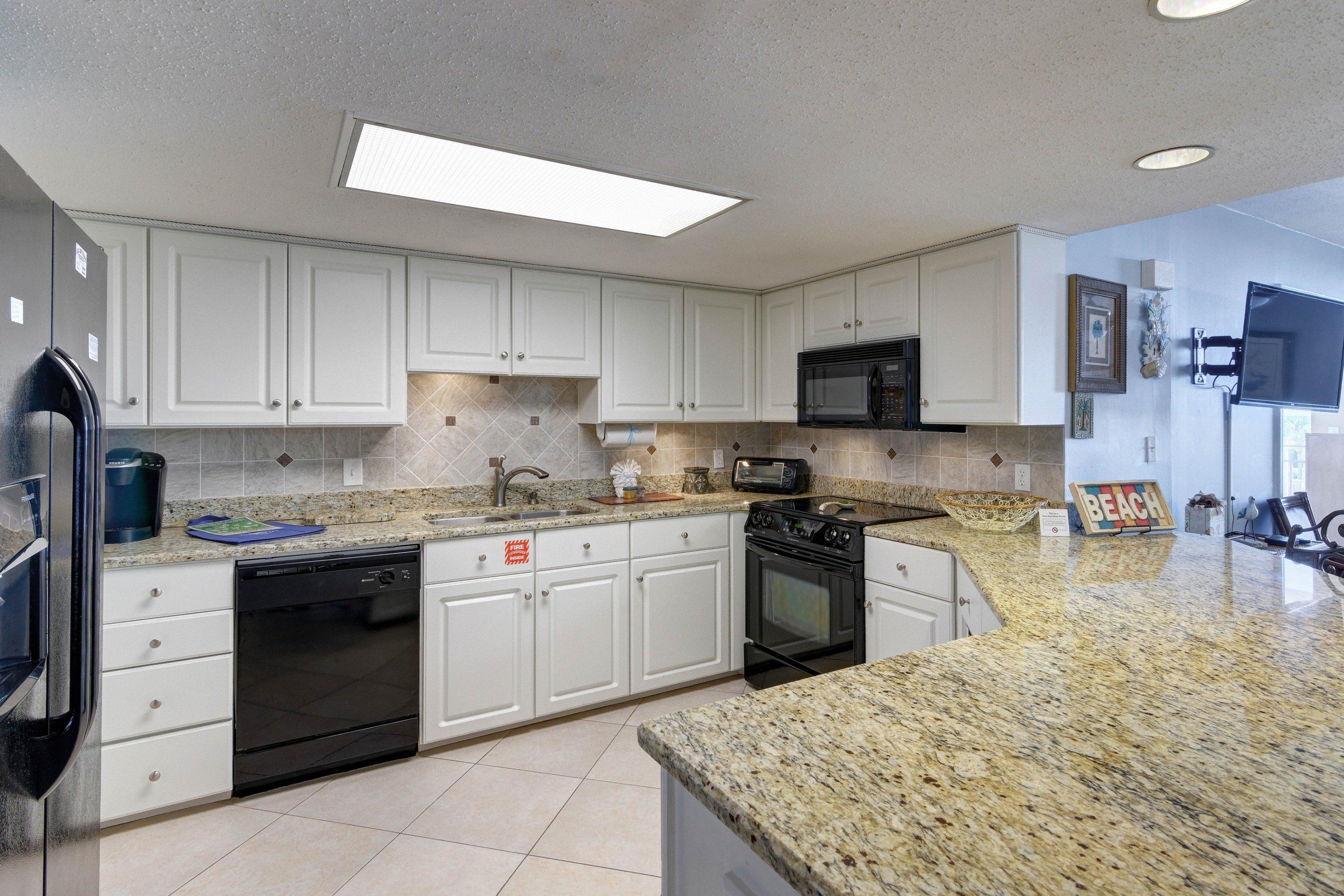 NAUTILUS CONDO - Residential