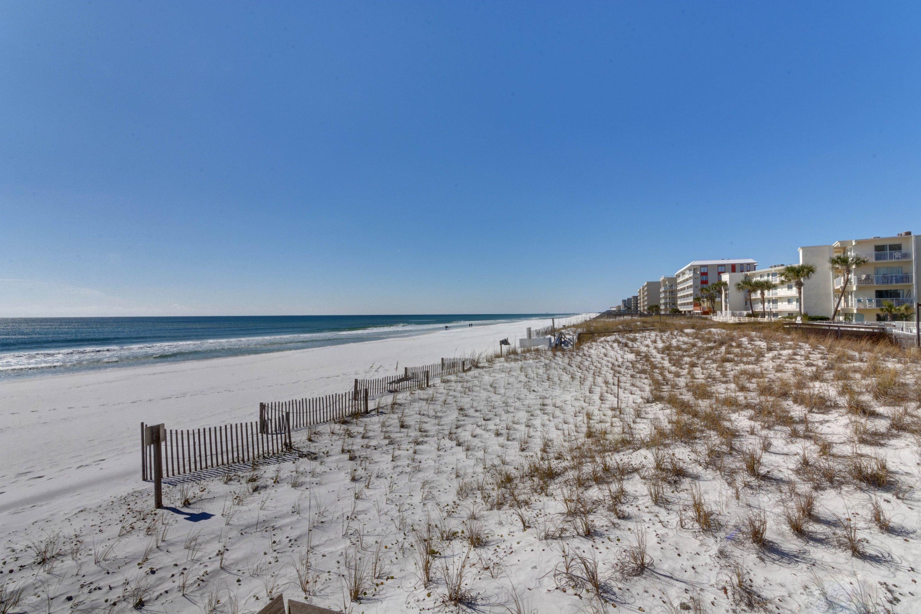 NAUTILUS CONDO - Residential