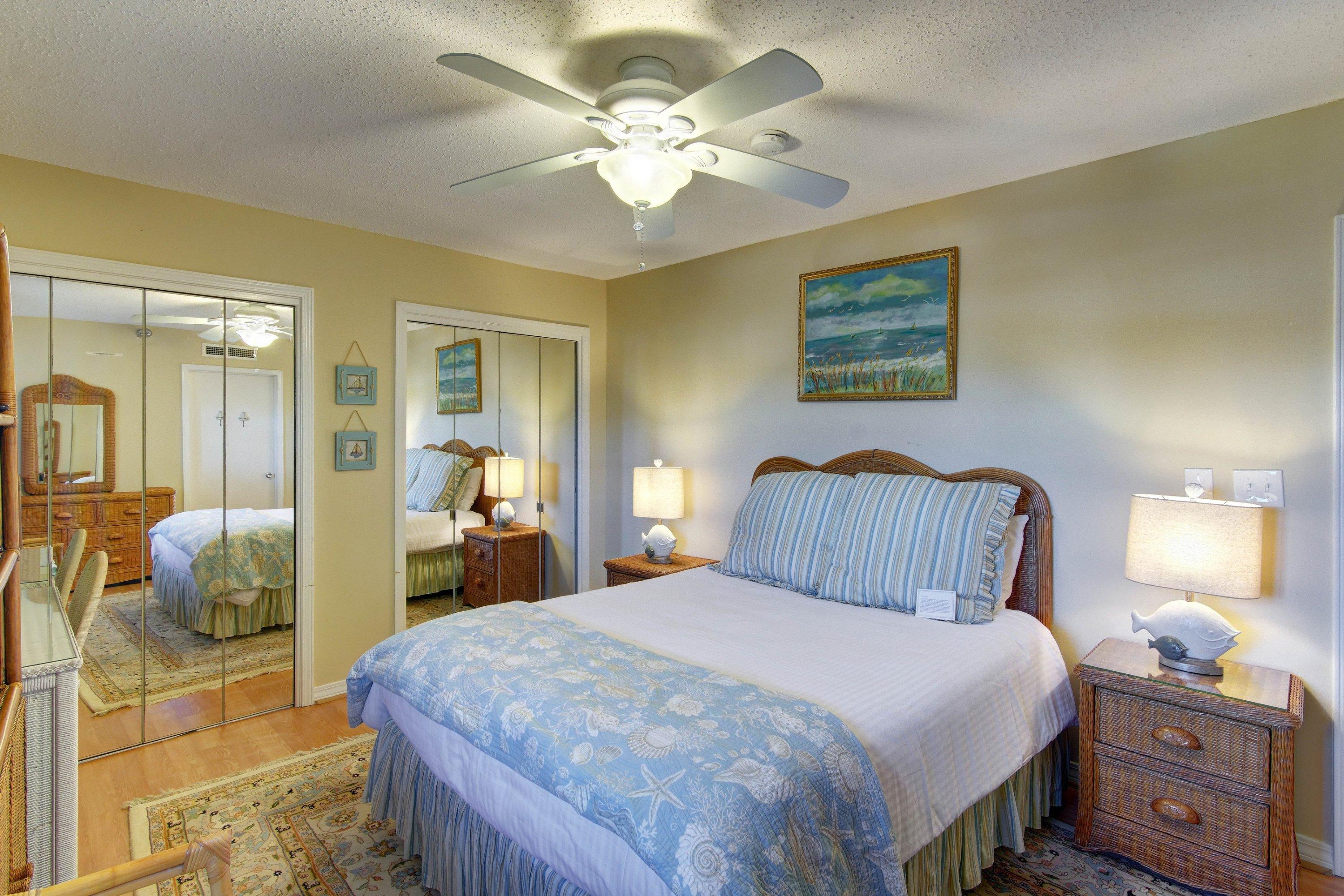 NAUTILUS CONDO - Residential