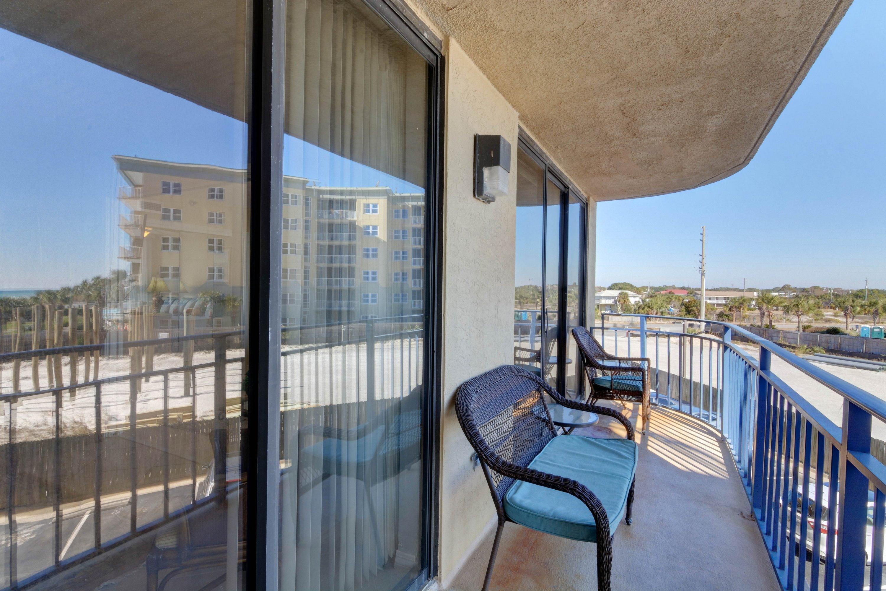 NAUTILUS CONDO - Residential