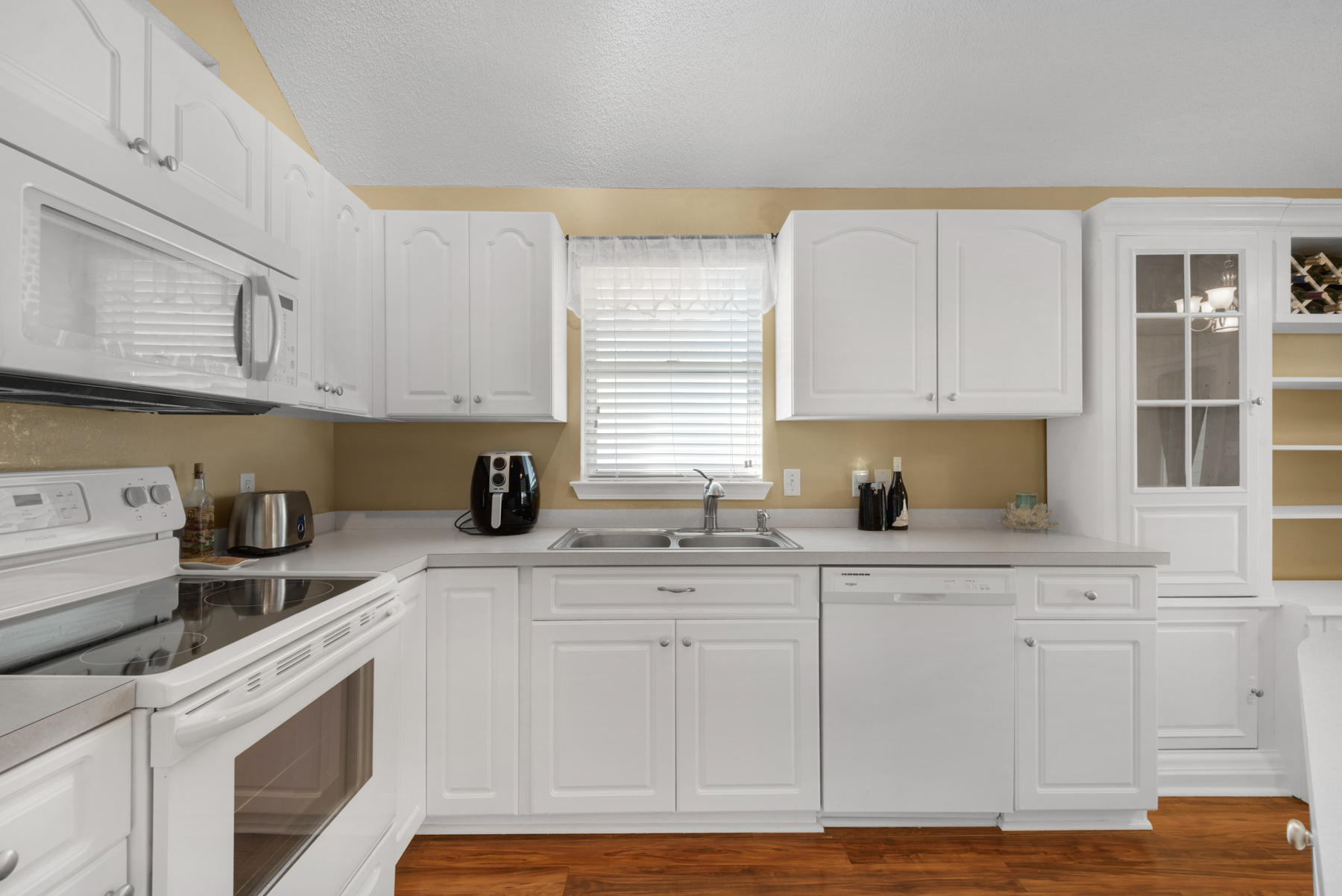 HUNTERS RUN S/D - Residential