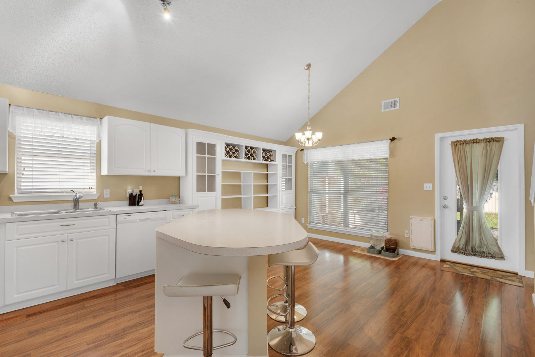 HUNTERS RUN S/D - Residential