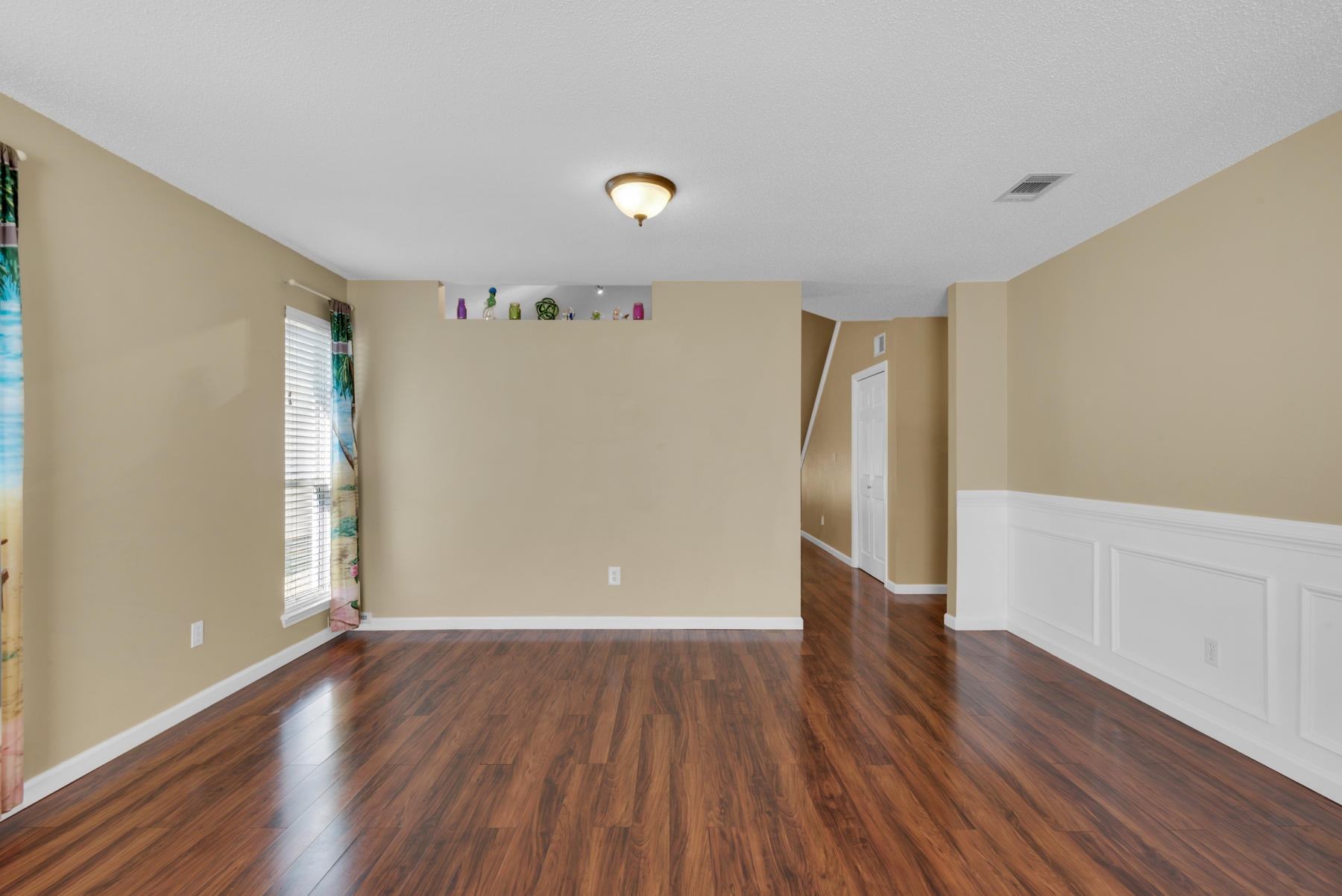 HUNTERS RUN S/D - Residential