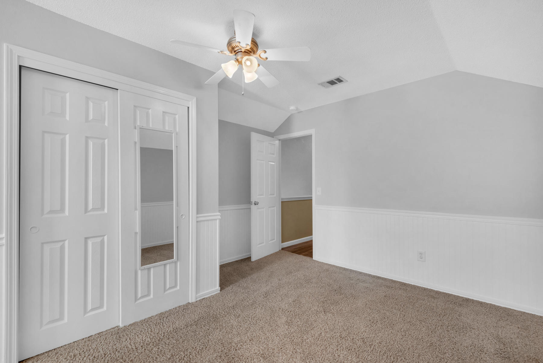 HUNTERS RUN S/D - Residential