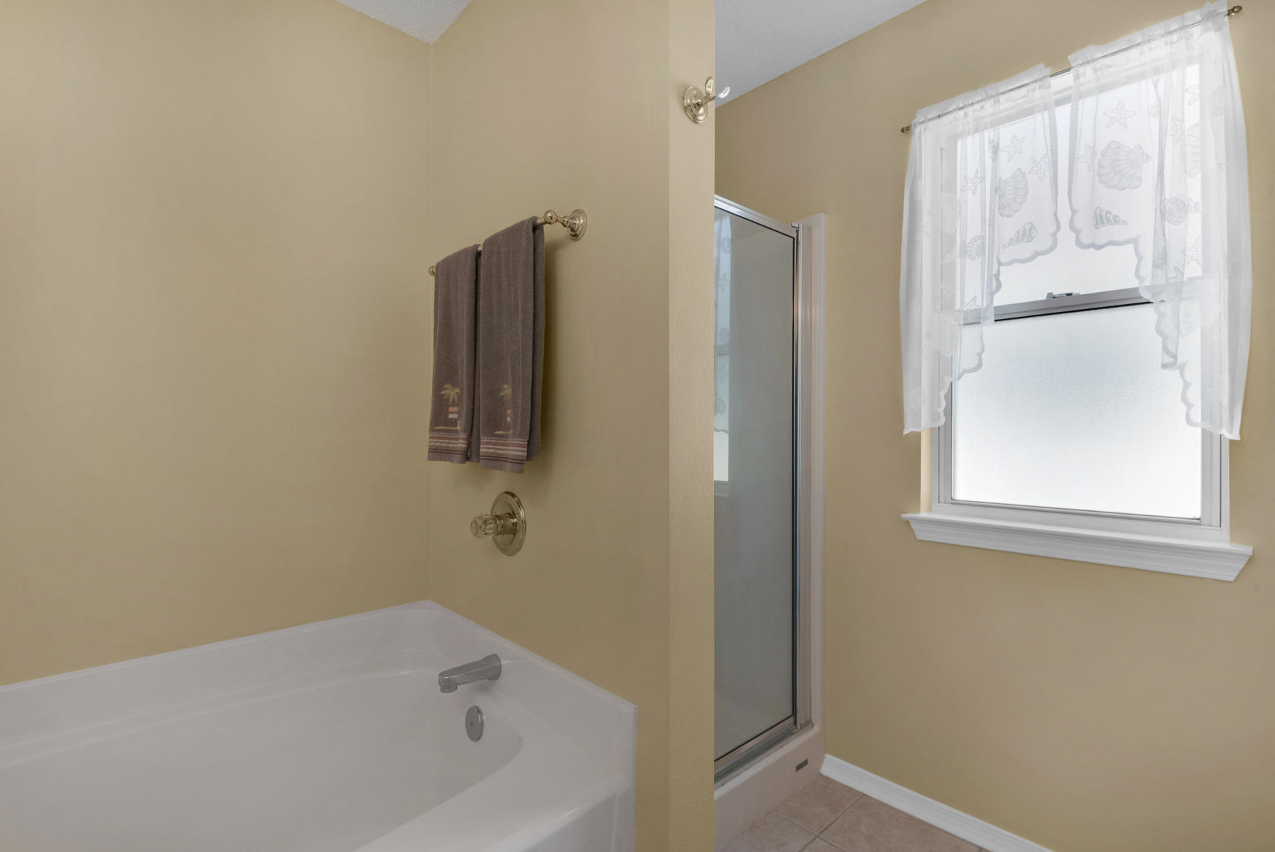 HUNTERS RUN S/D - Residential