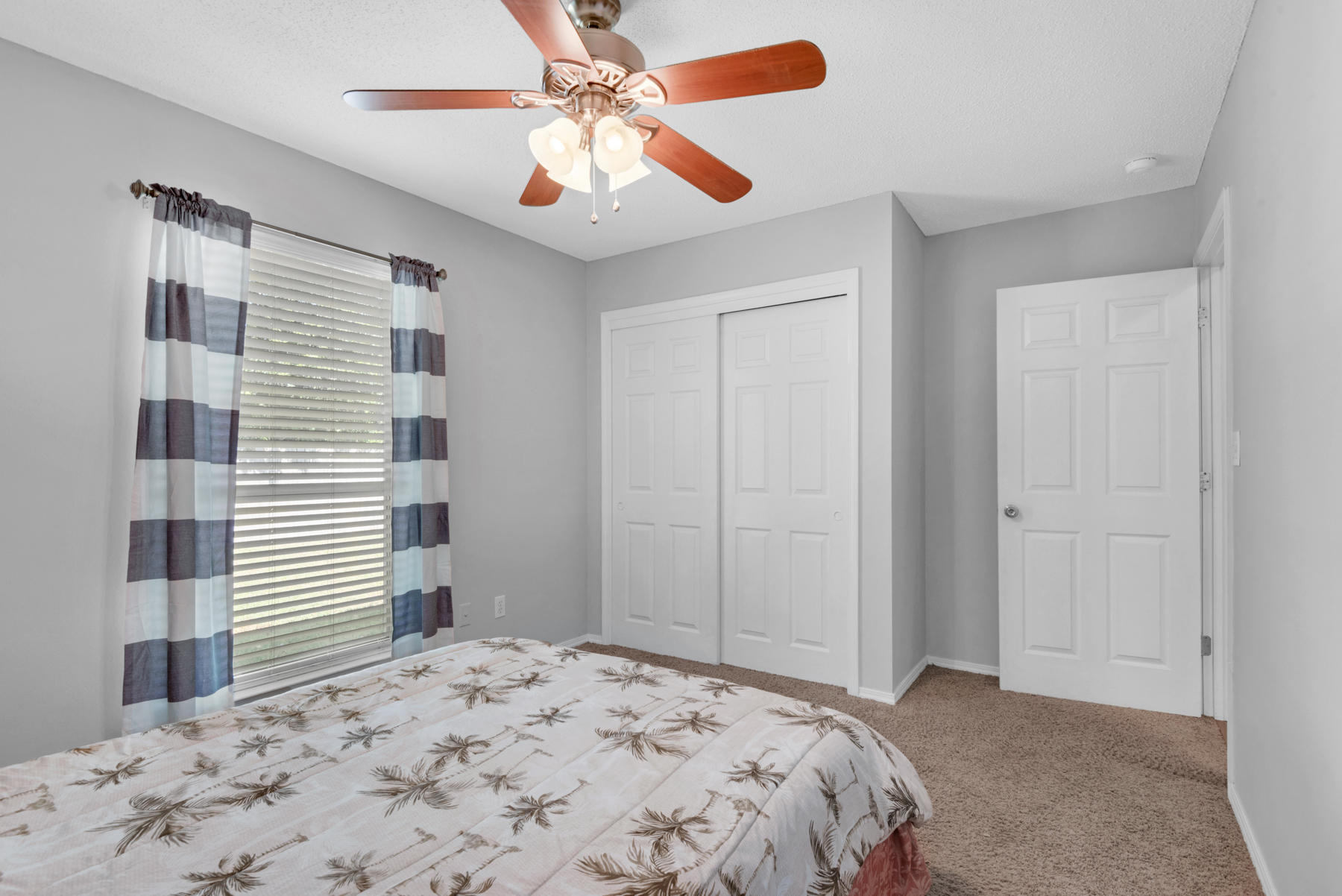 HUNTERS RUN S/D - Residential