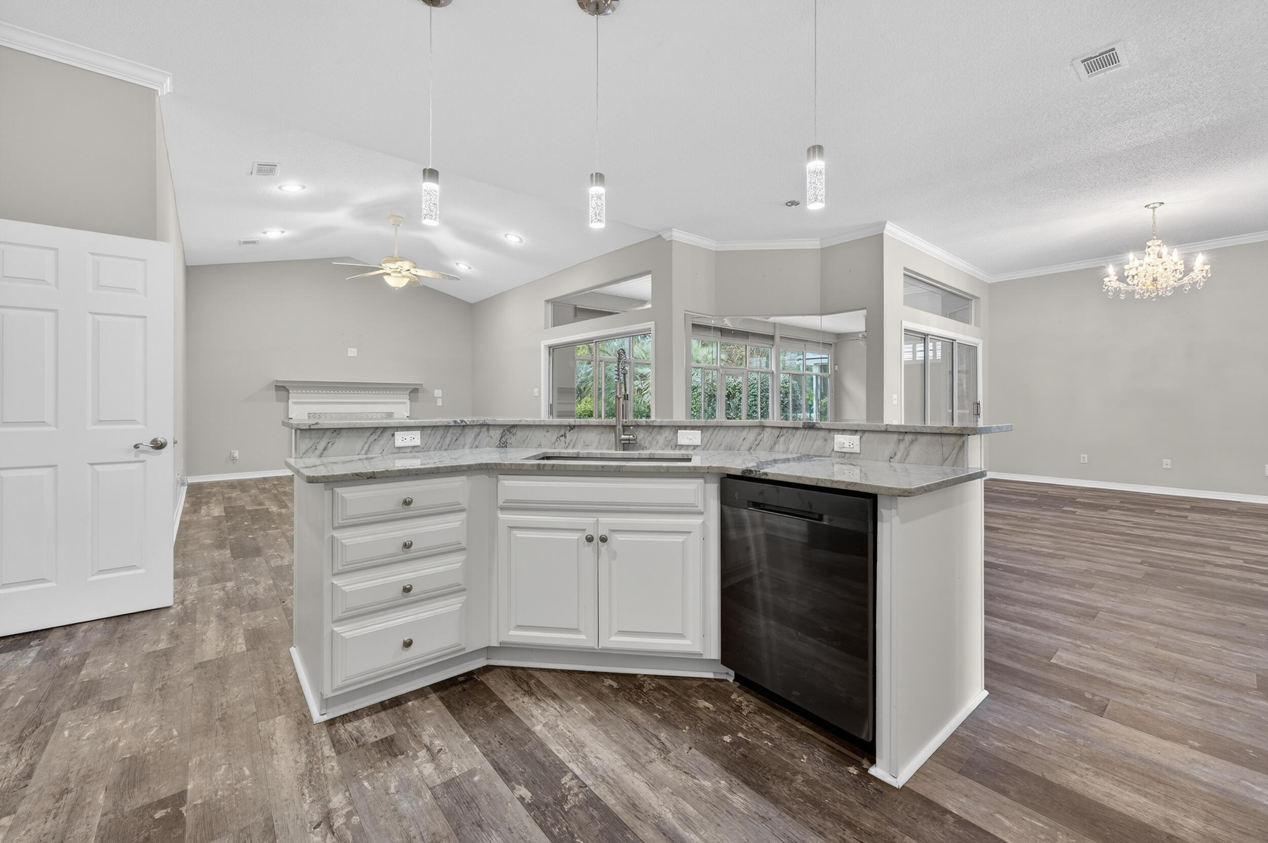 EMERALD BAY PH 1-B - Residential