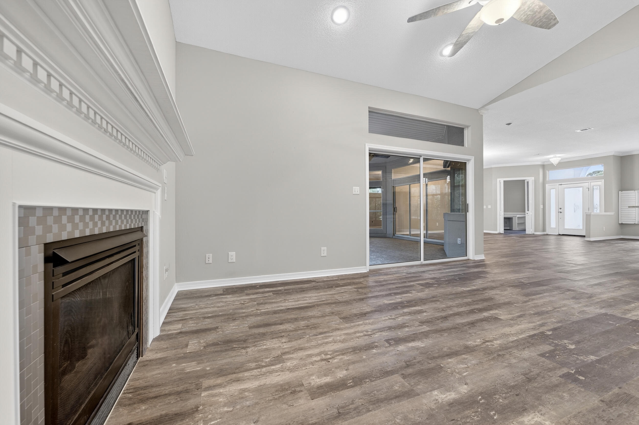 EMERALD BAY PH 1-B - Residential