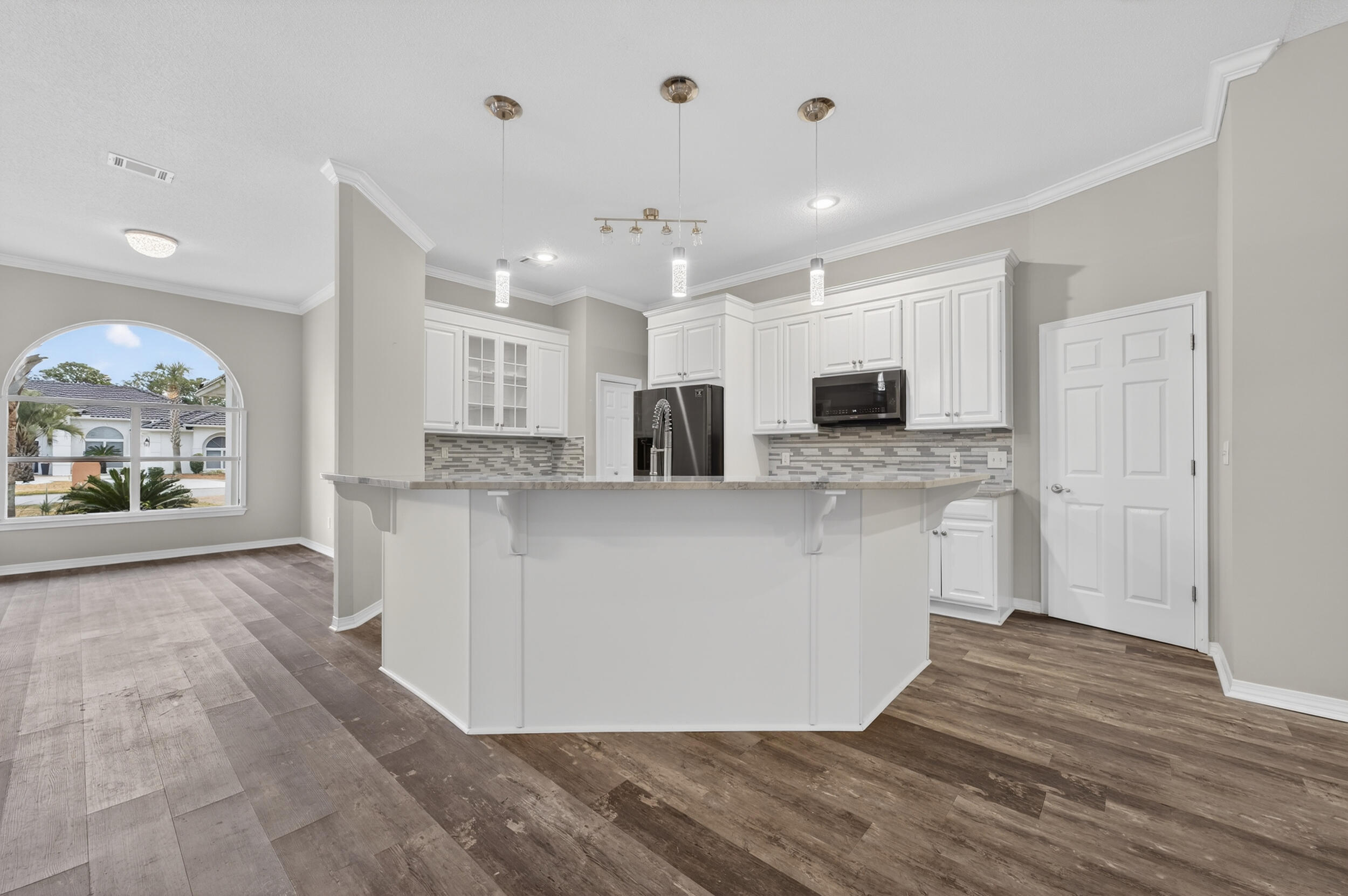 EMERALD BAY PH 1-B - Residential