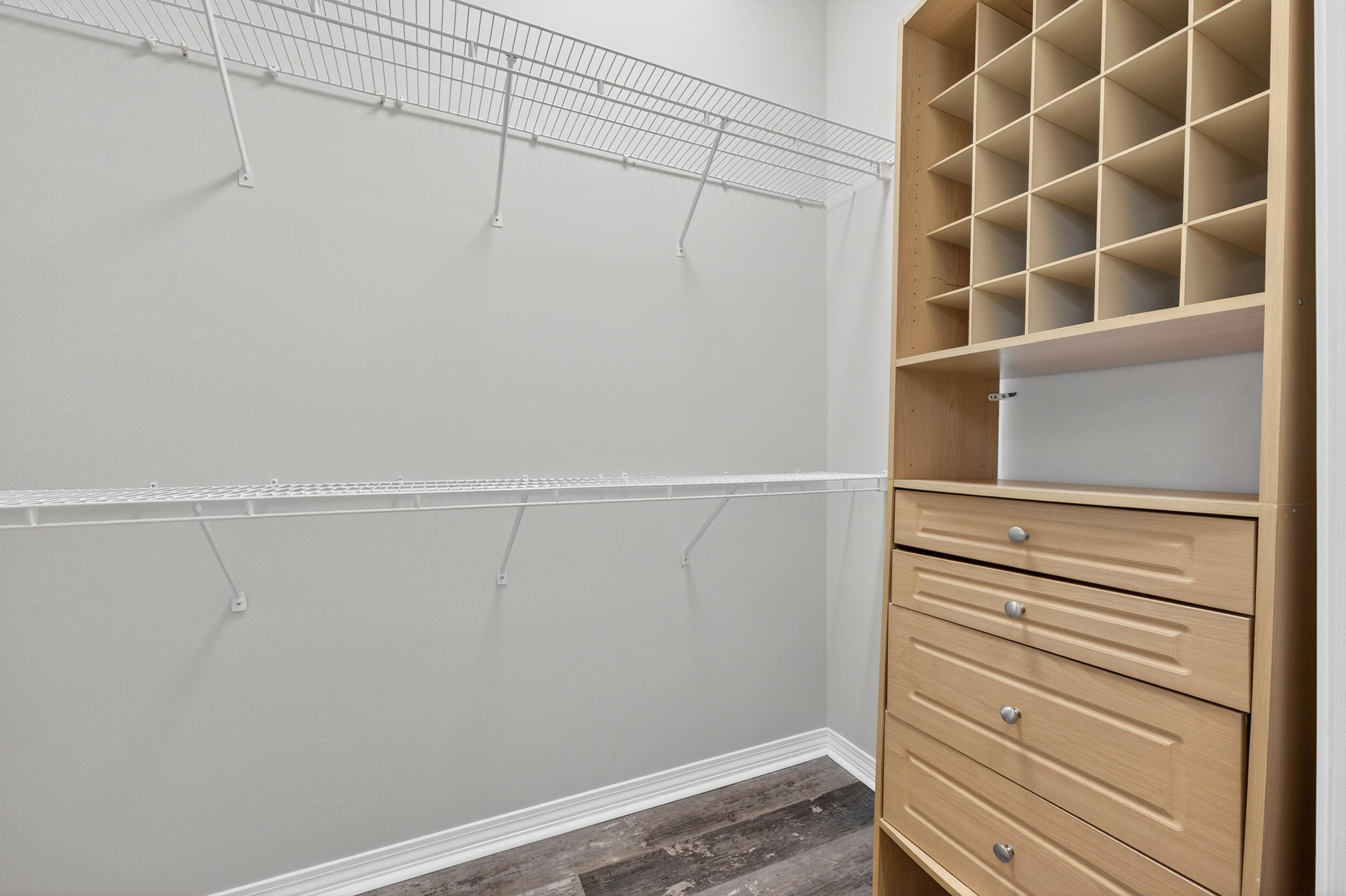 EMERALD BAY PH 1-B - Residential