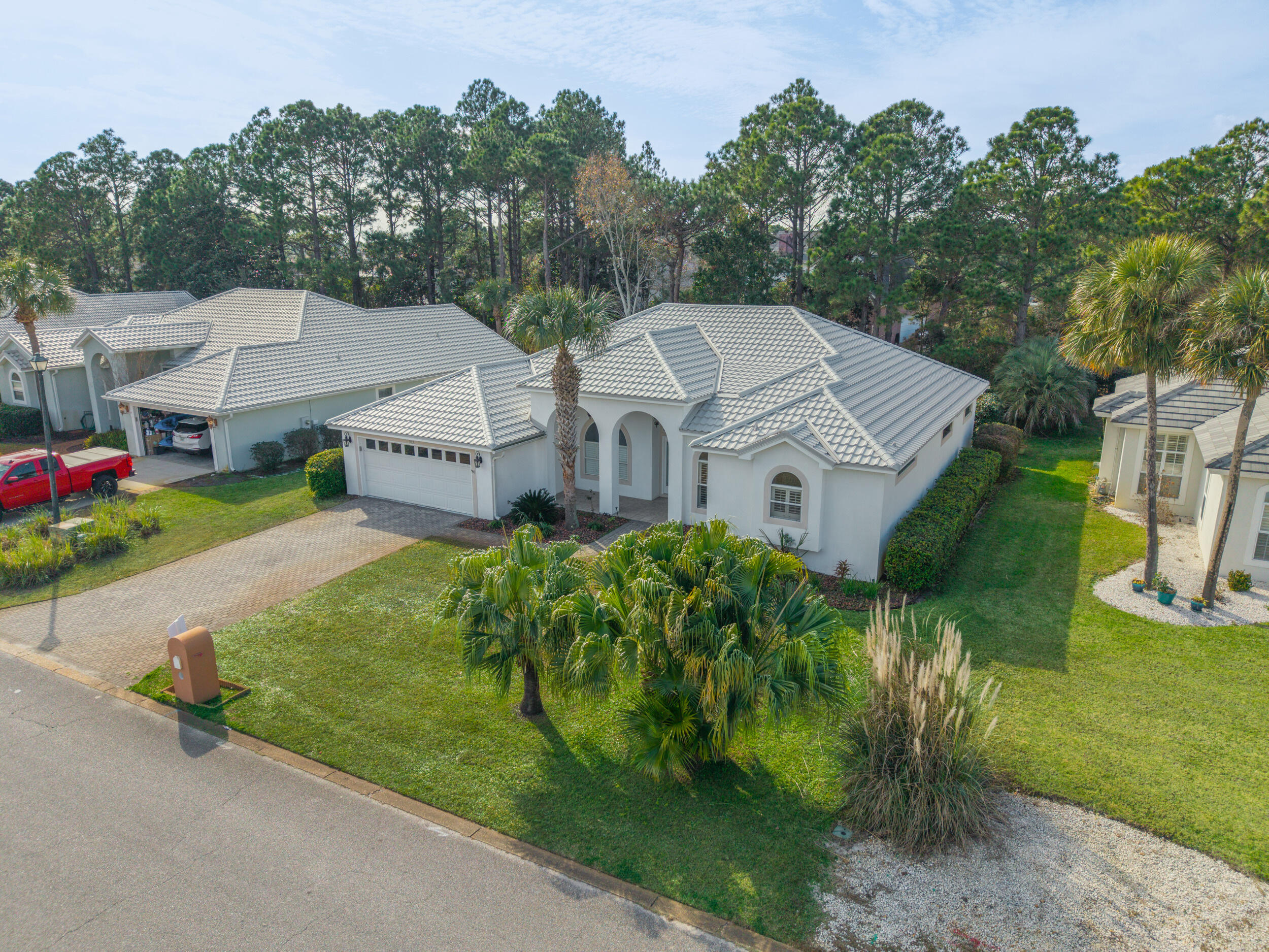 EMERALD BAY PH 1-B - Residential