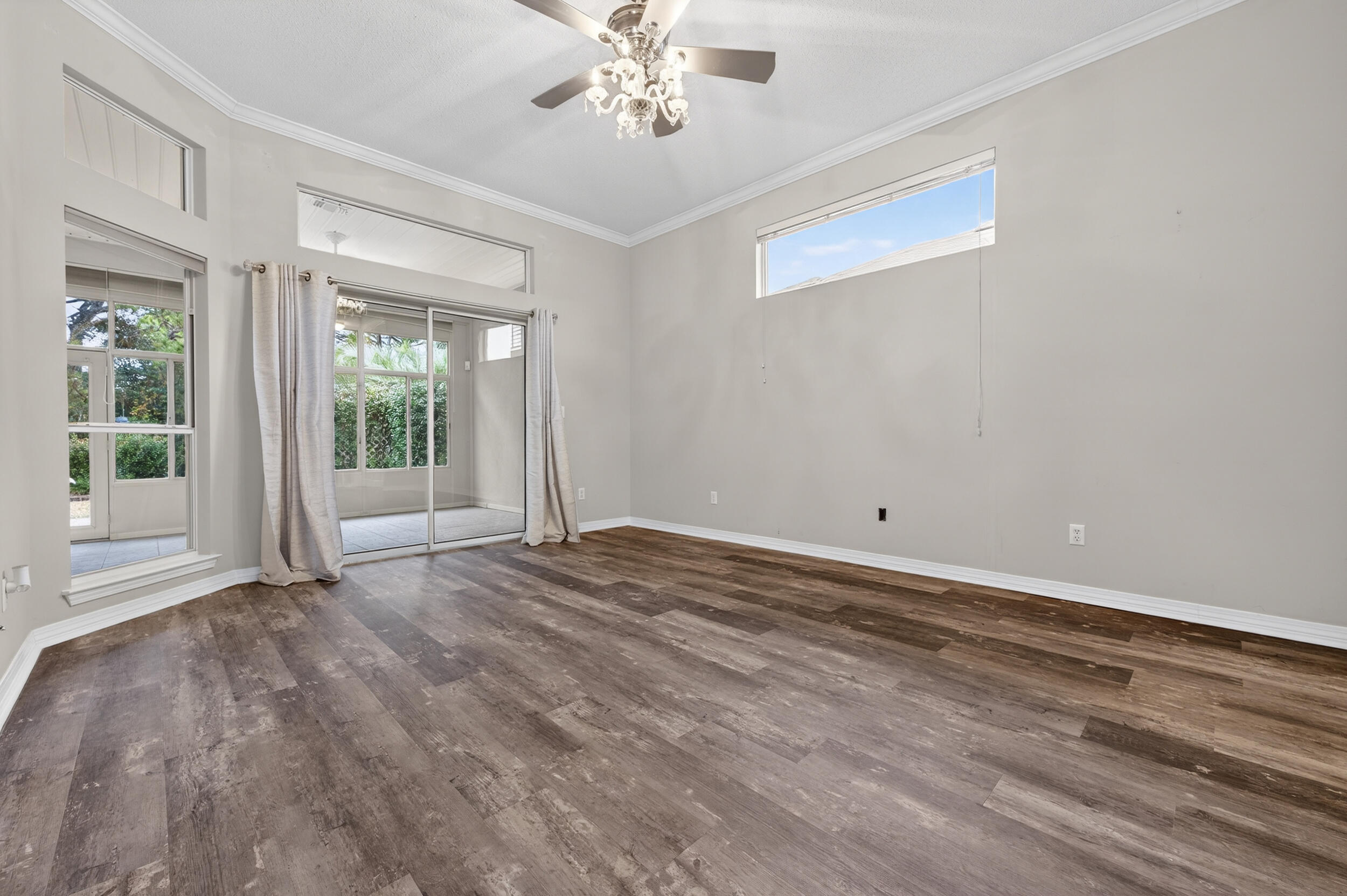 EMERALD BAY PH 1-B - Residential