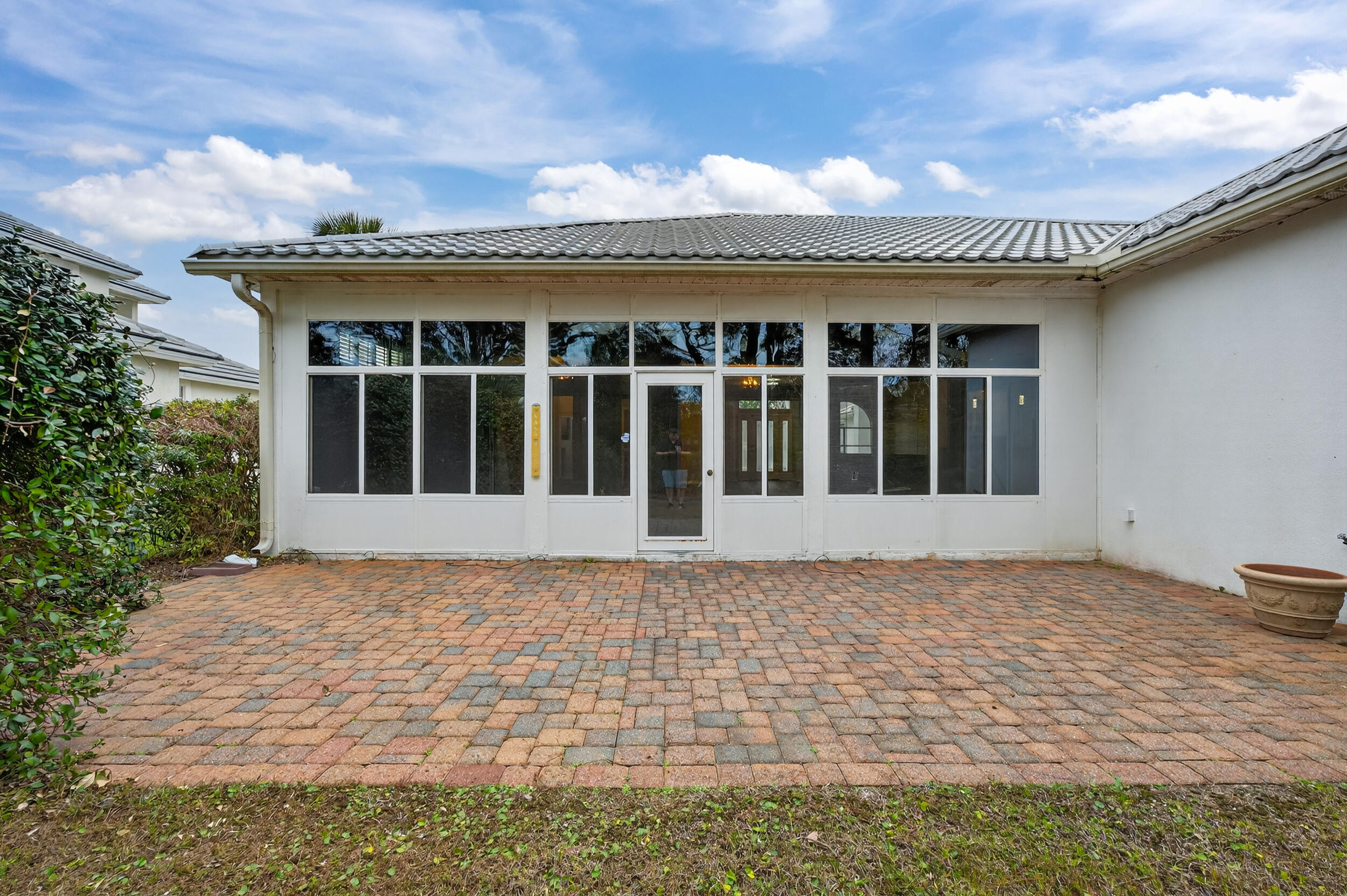 EMERALD BAY PH 1-B - Residential