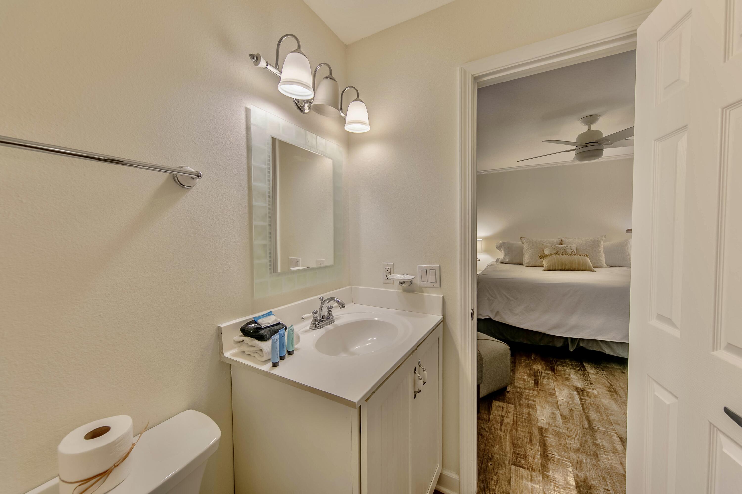 EASTERN SHORES CONDO PH I - Residential