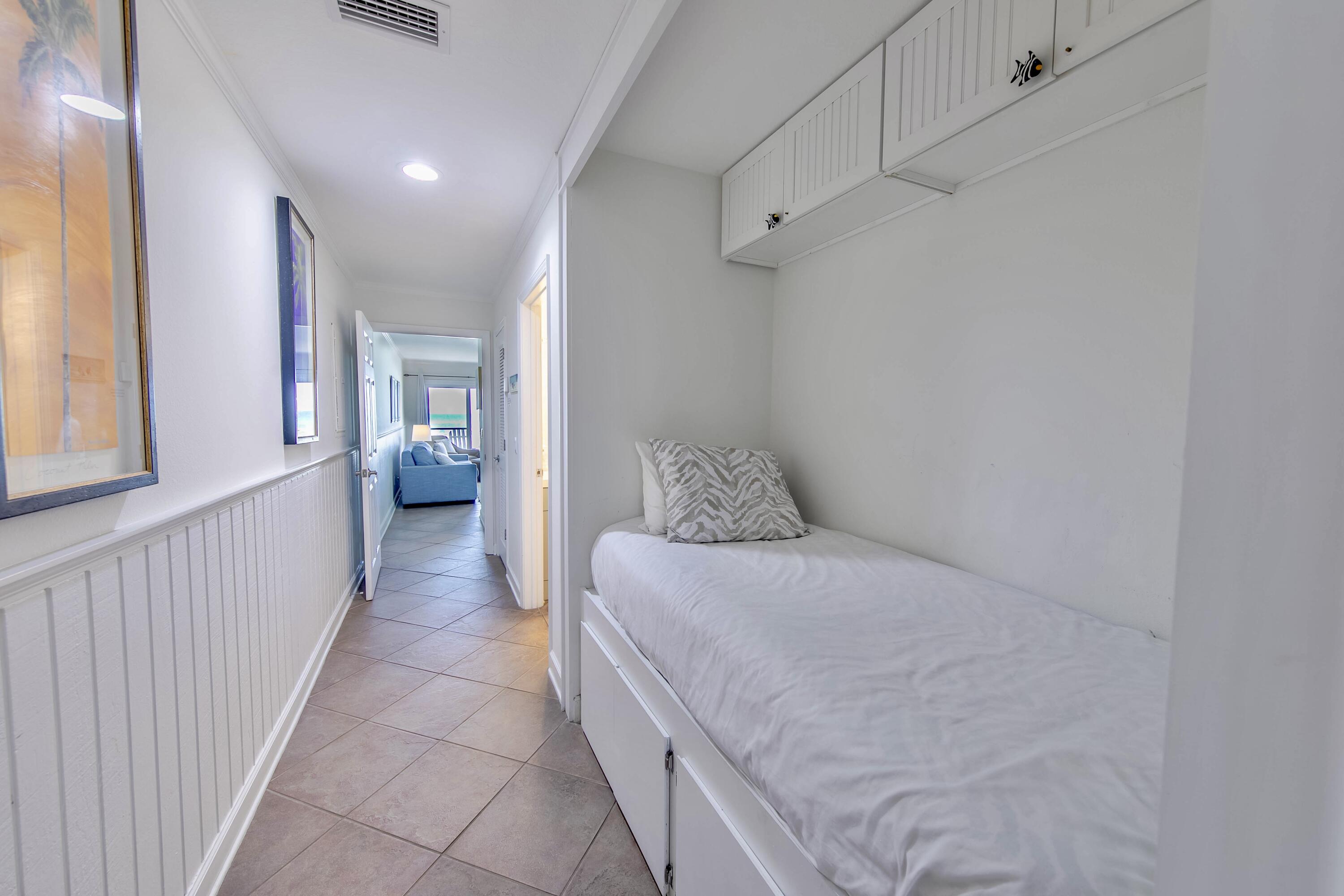 EASTERN SHORES CONDO PH I - Residential