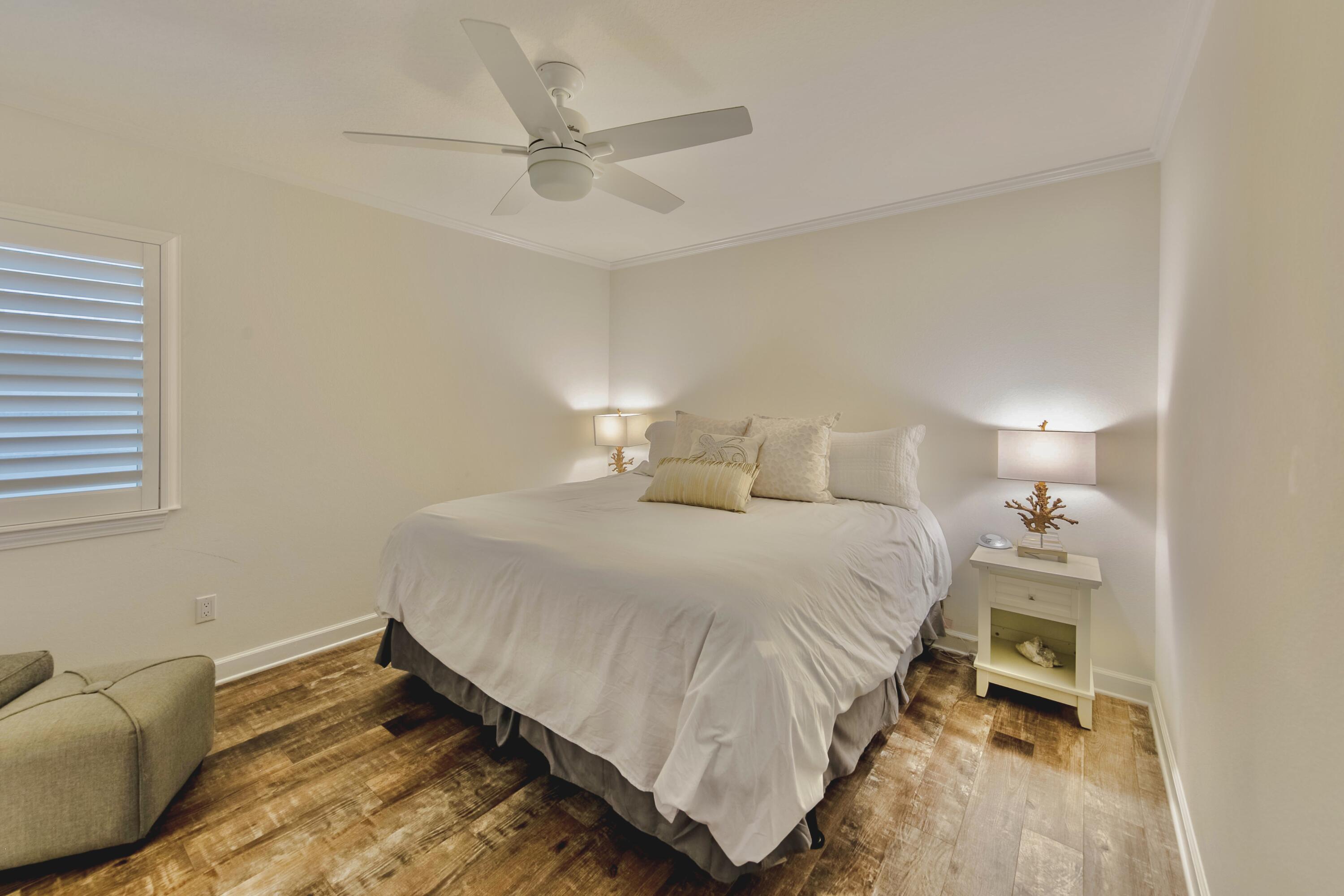 EASTERN SHORES CONDO PH I - Residential