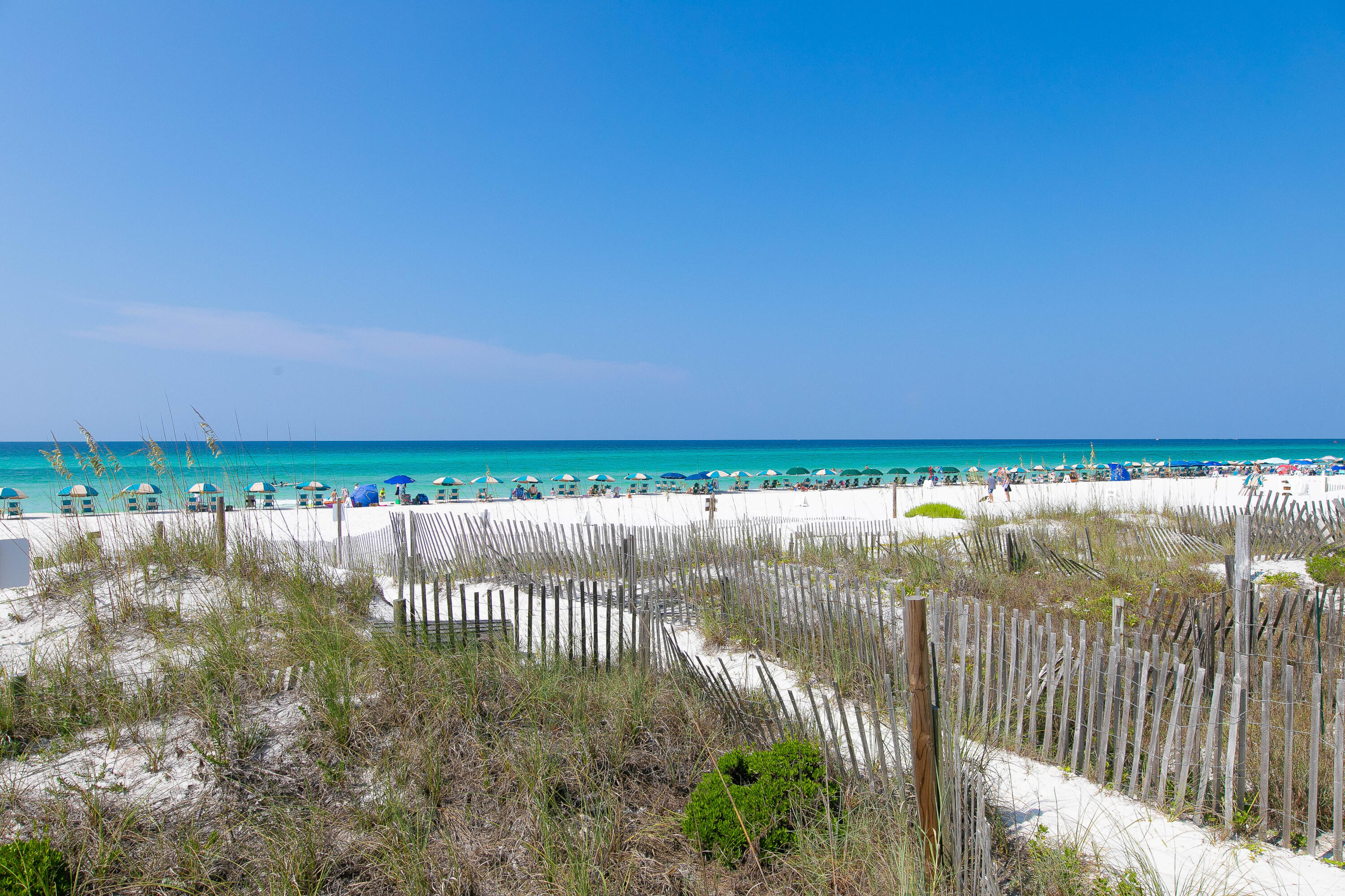 EASTERN SHORES CONDO PH I - Residential