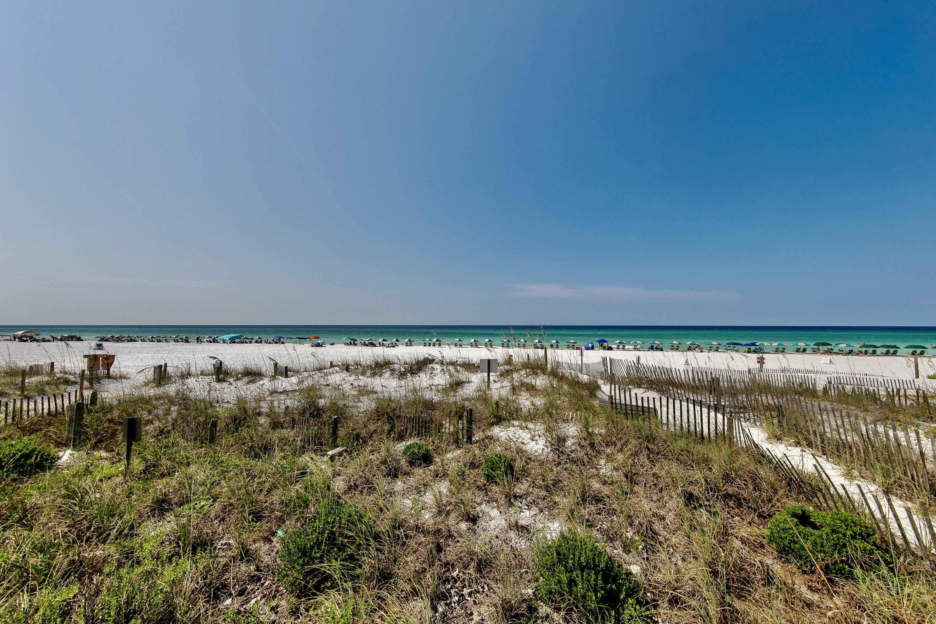 EASTERN SHORES CONDO PH I - Residential