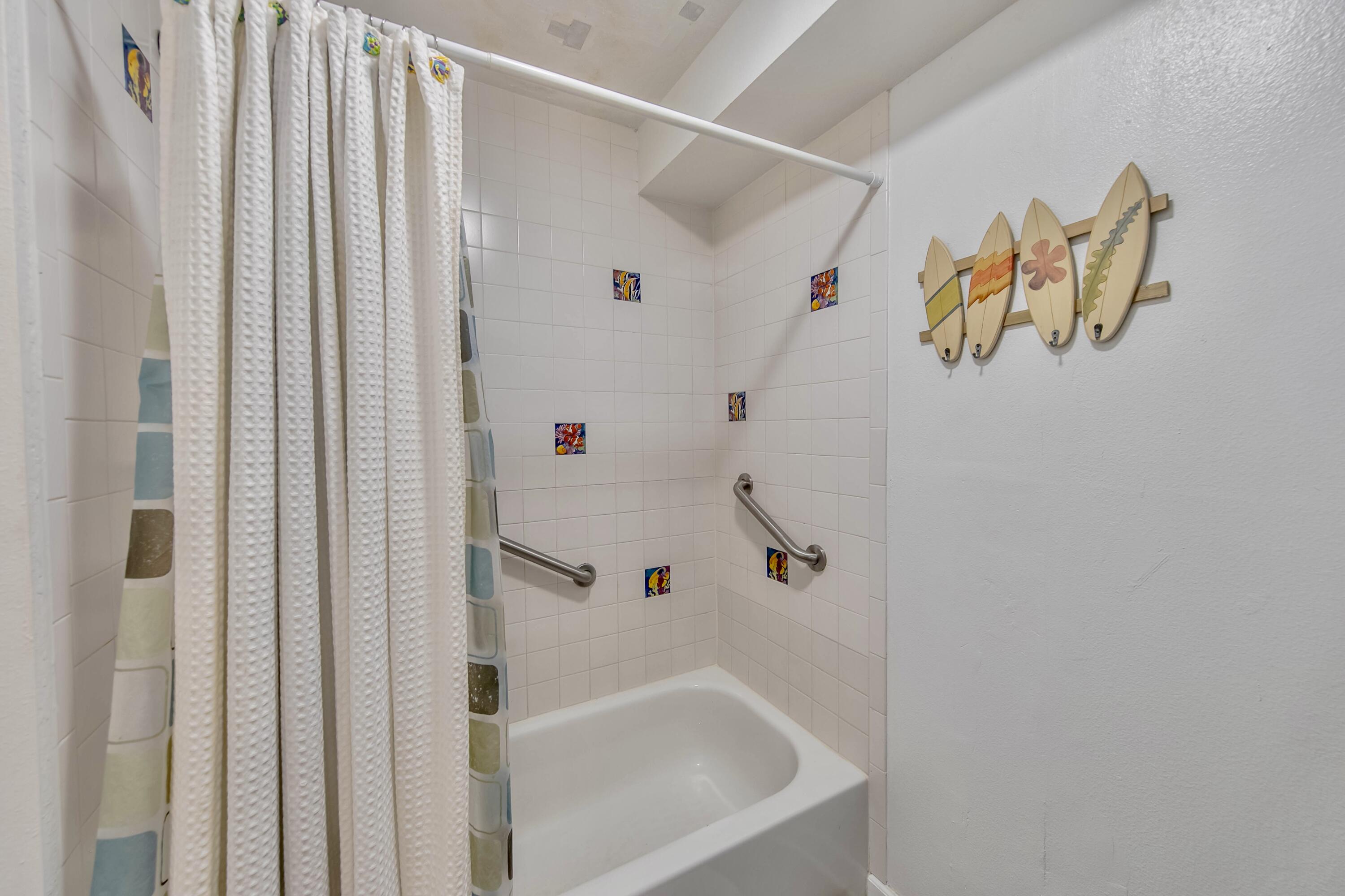 EASTERN SHORES CONDO PH I - Residential