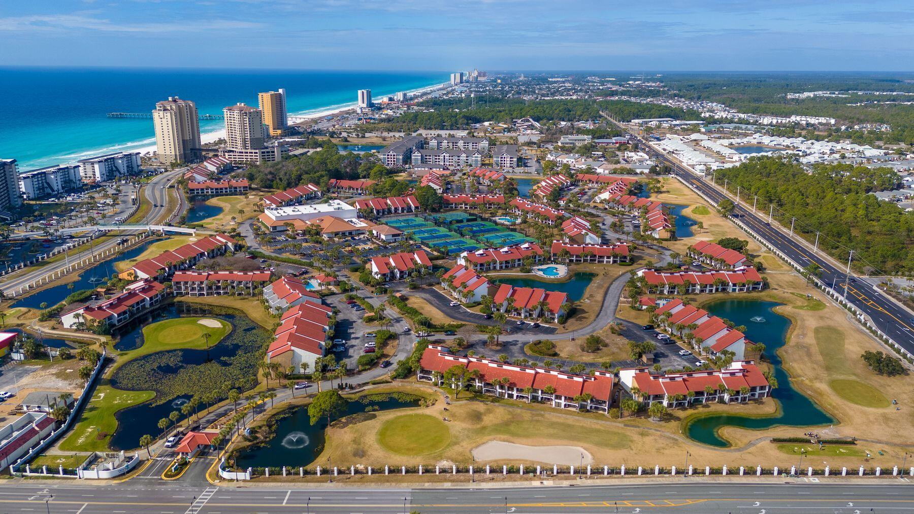 Edgewater golf villa 111 - Residential