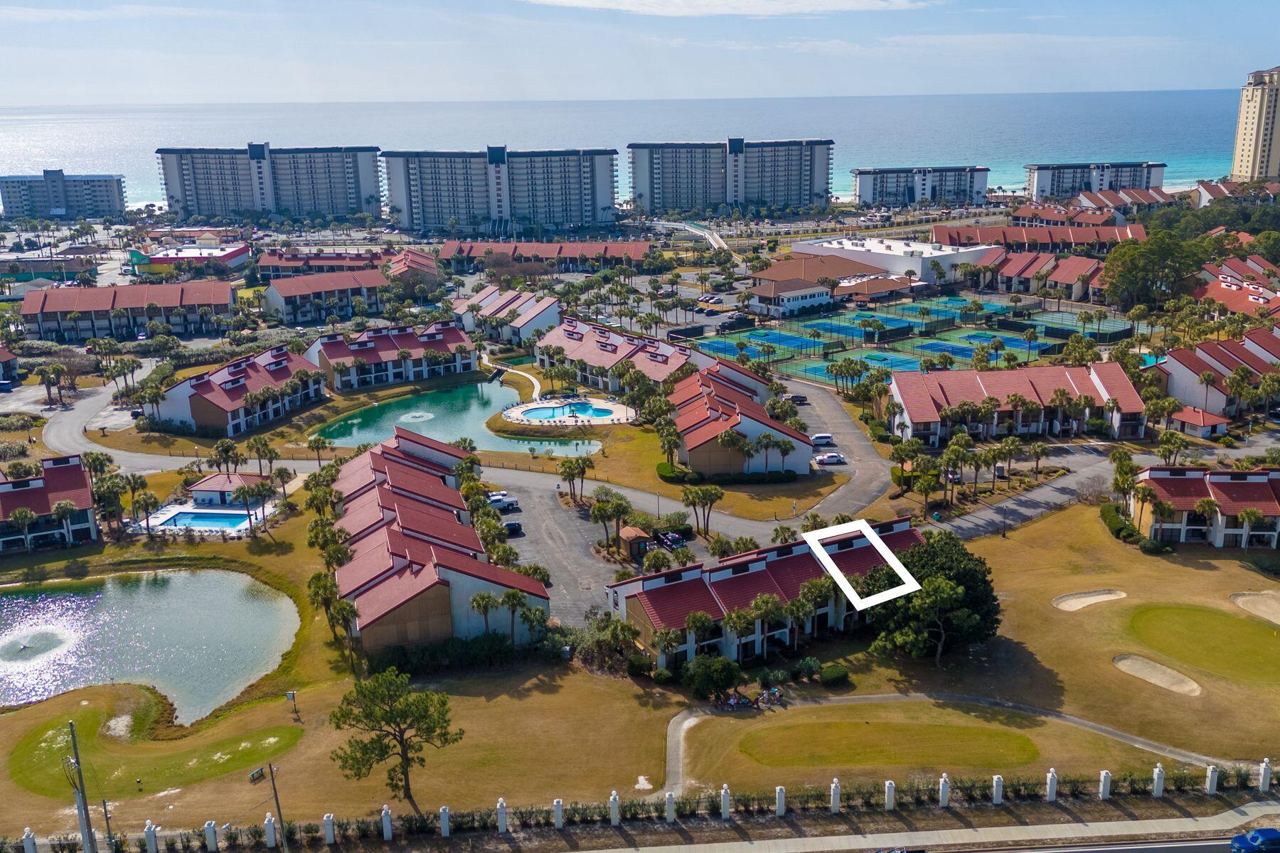 Edgewater golf villa 111 - Residential