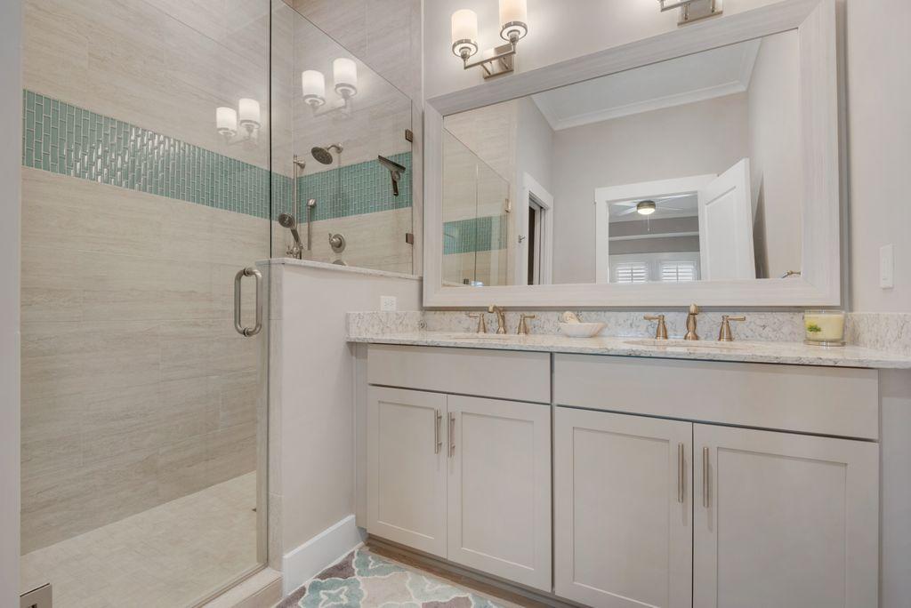 HENDERSON LOFTS - Residential