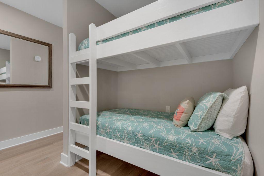 HENDERSON LOFTS - Residential