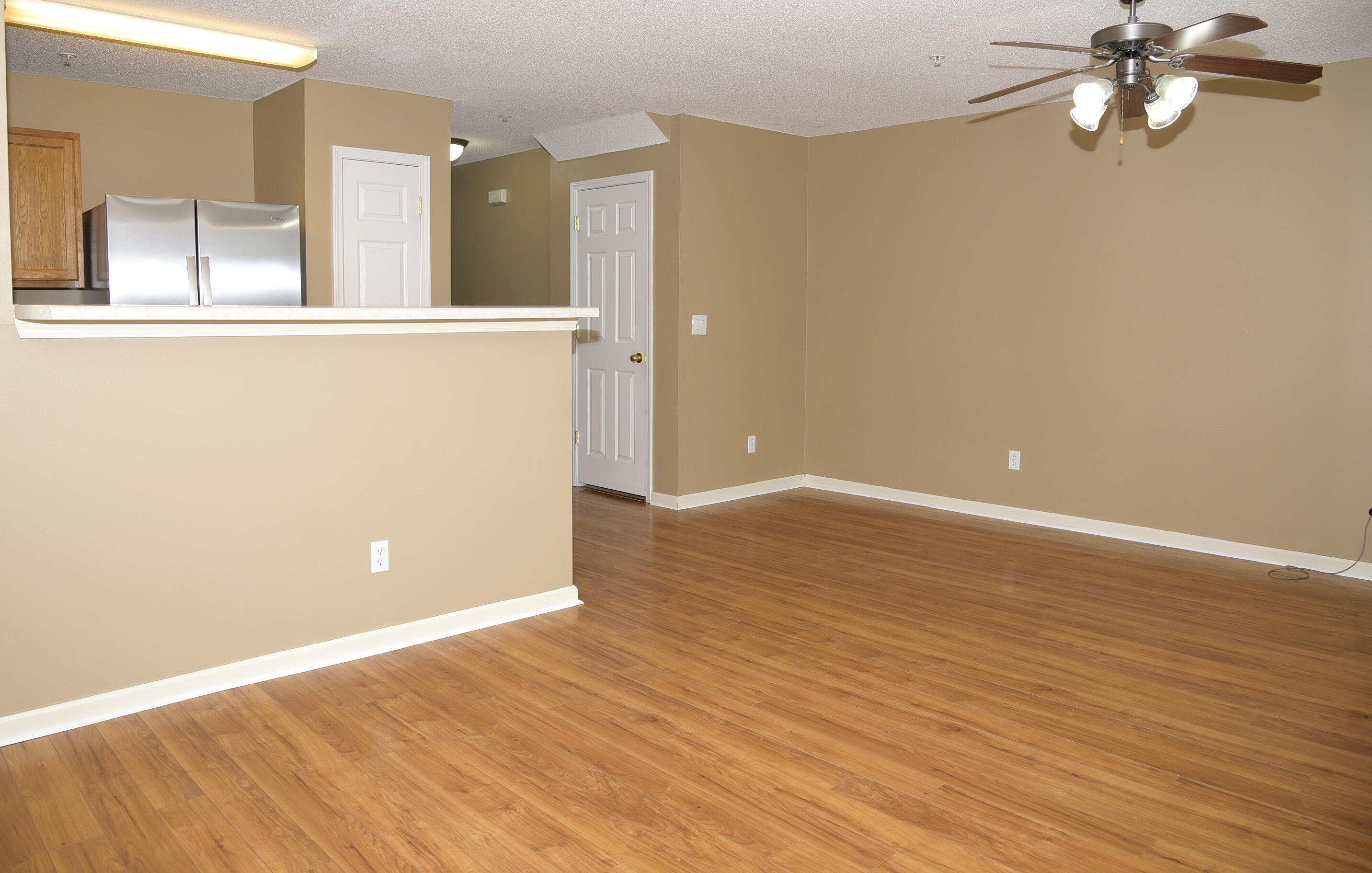 ROLLING PINES - Residential Lease