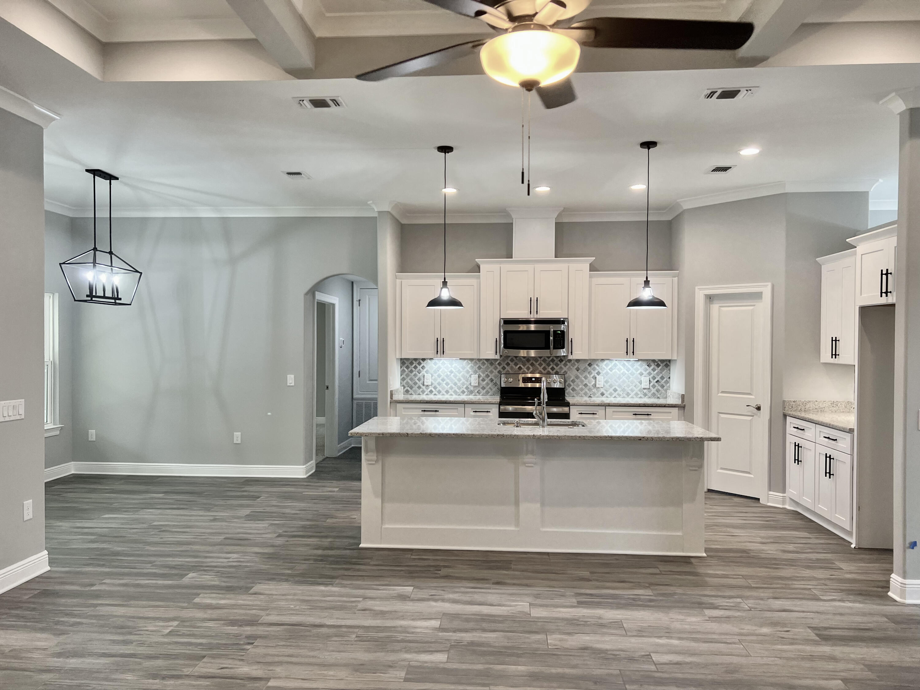 HOLLEY BY THE SEA - Residential