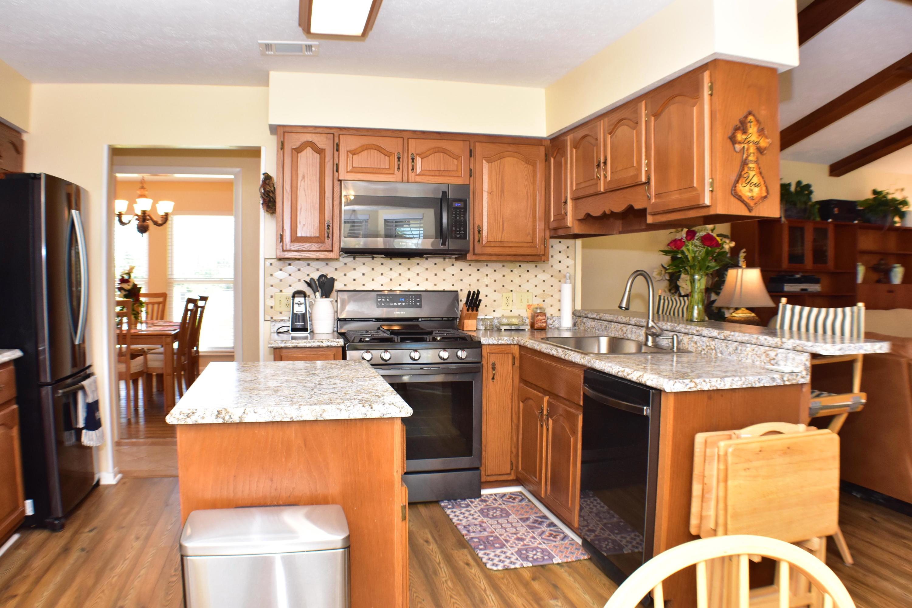 DERBY WOODS - Residential