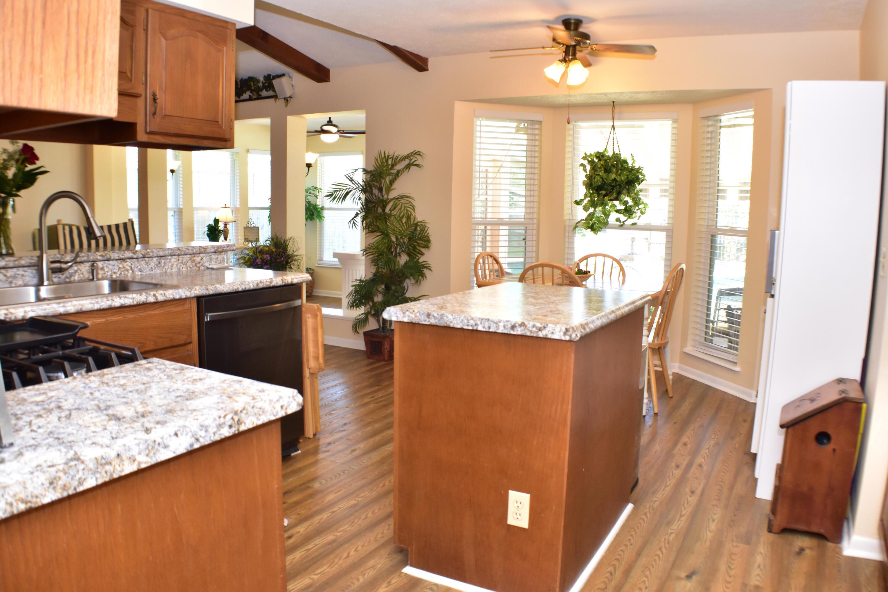 DERBY WOODS - Residential