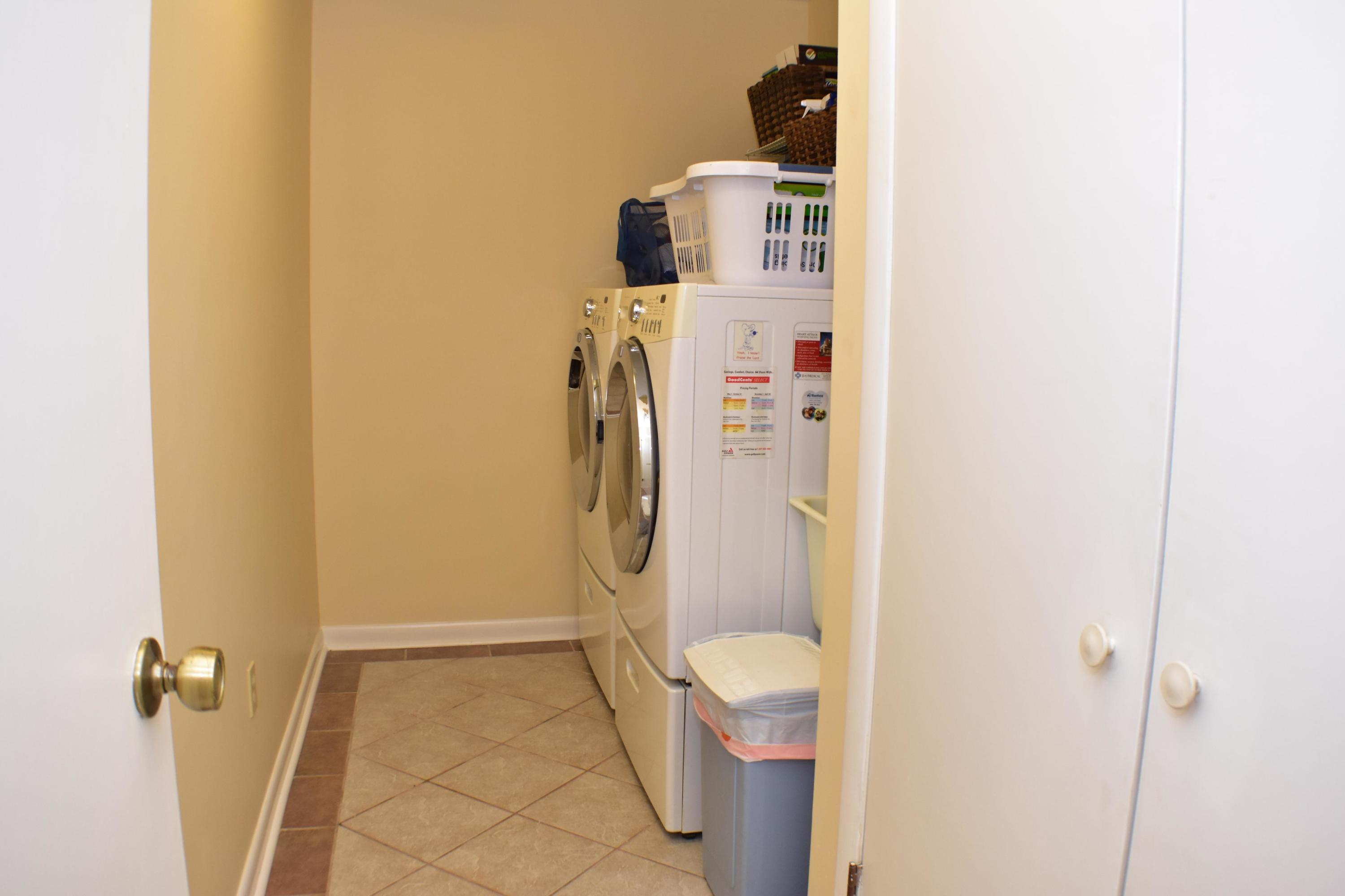 DERBY WOODS - Residential