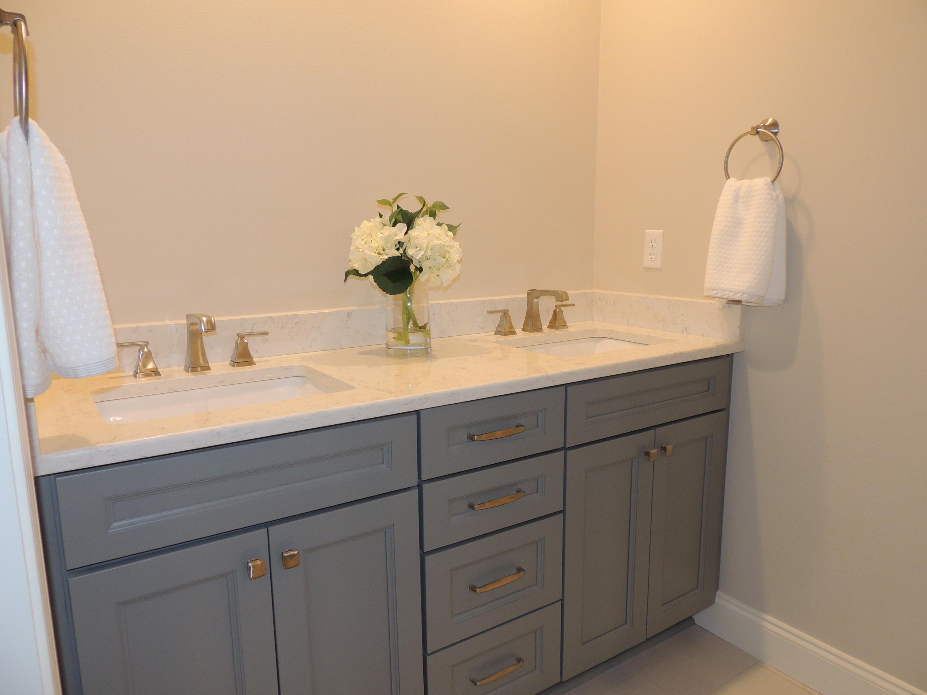 VILLAGE OF BOLTON AT BLUEWATER BAY - Residential