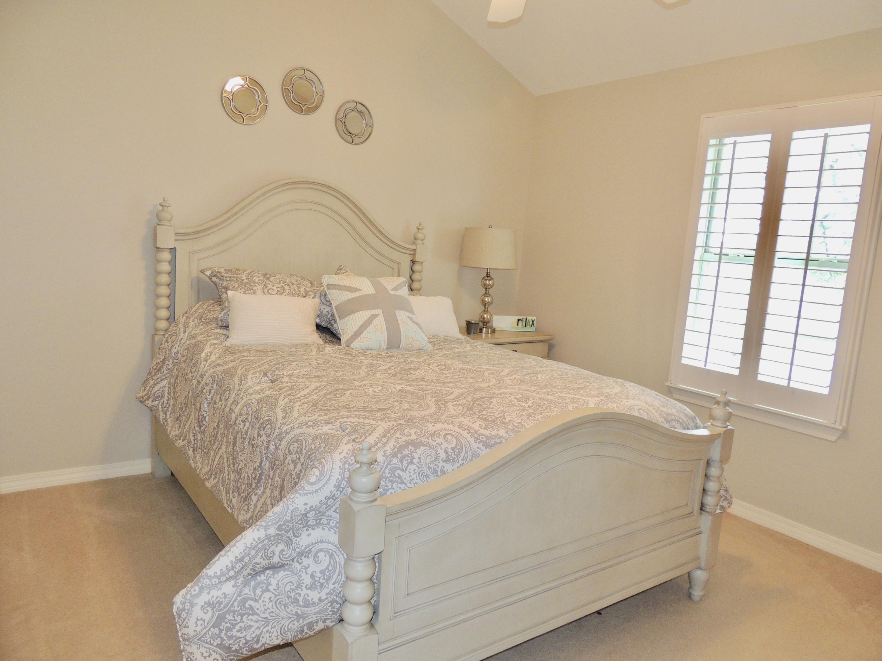 VILLAGE OF BOLTON AT BLUEWATER BAY - Residential