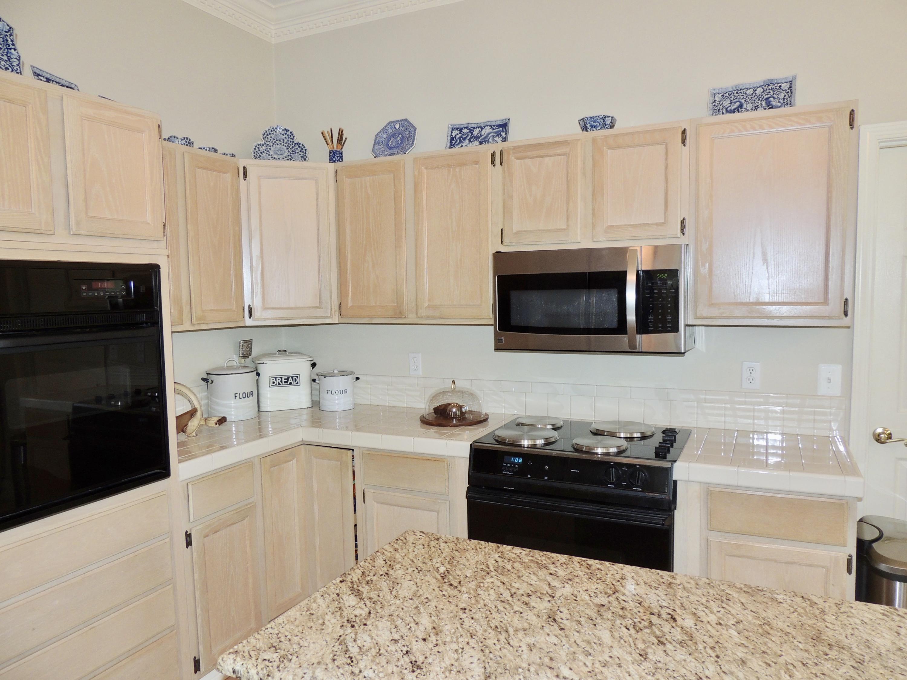 VILLAGE OF BOLTON AT BLUEWATER BAY - Residential