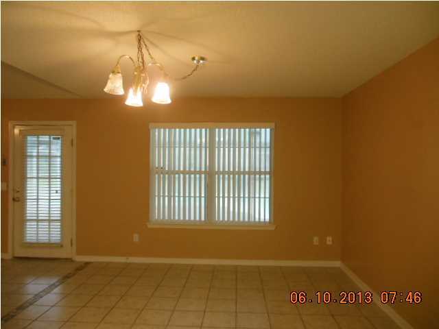 HIDDEN CREEK - Residential Lease