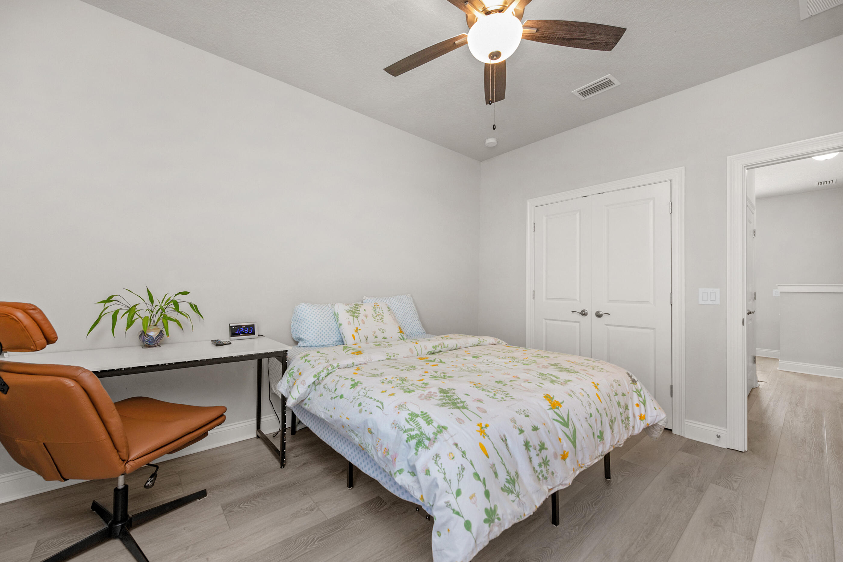 LOVEWOOD - Residential