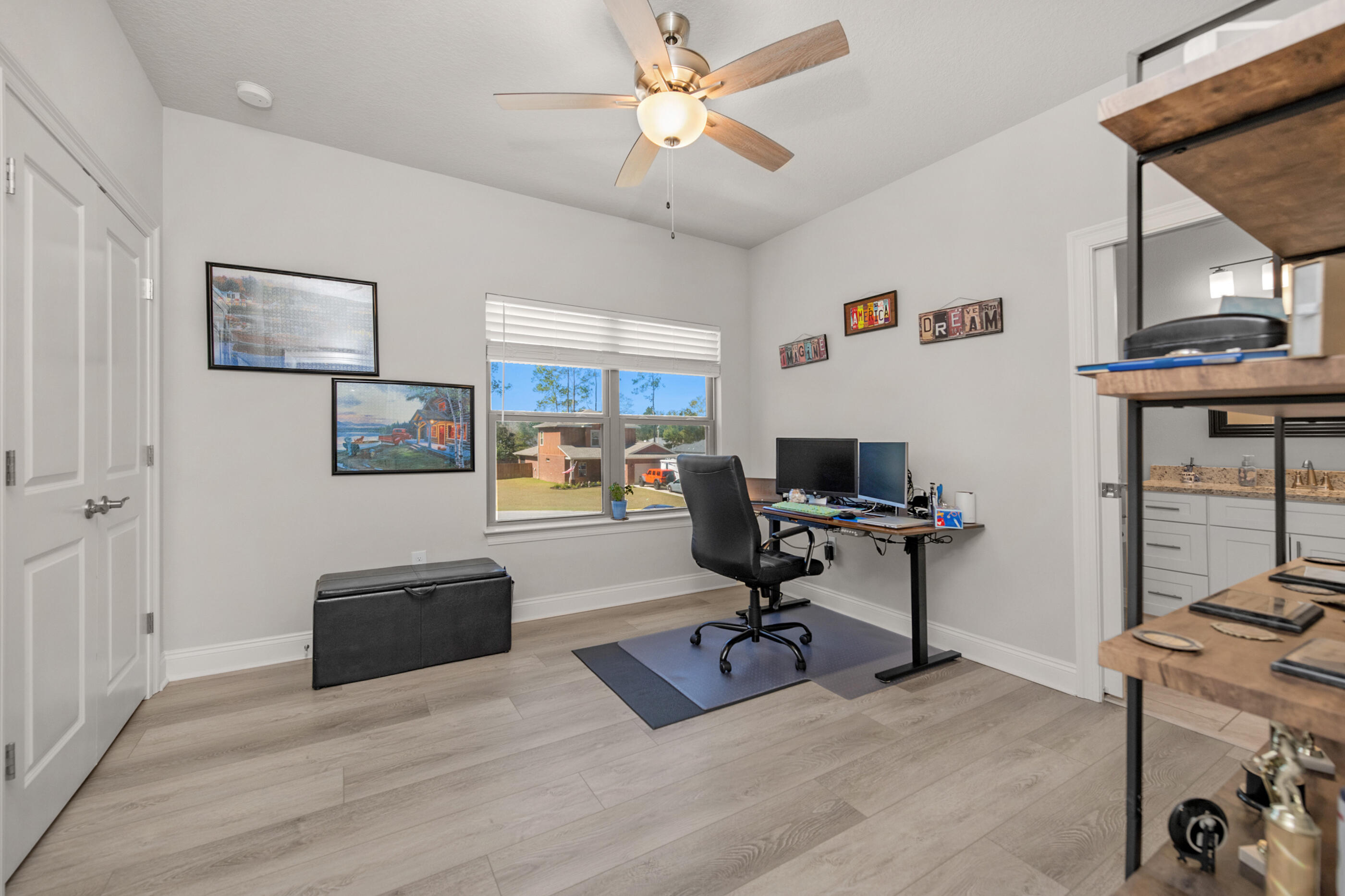 LOVEWOOD - Residential