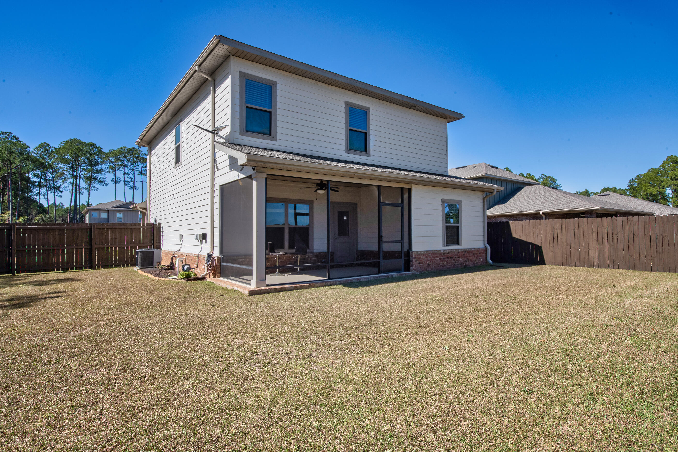 LOVEWOOD - Residential