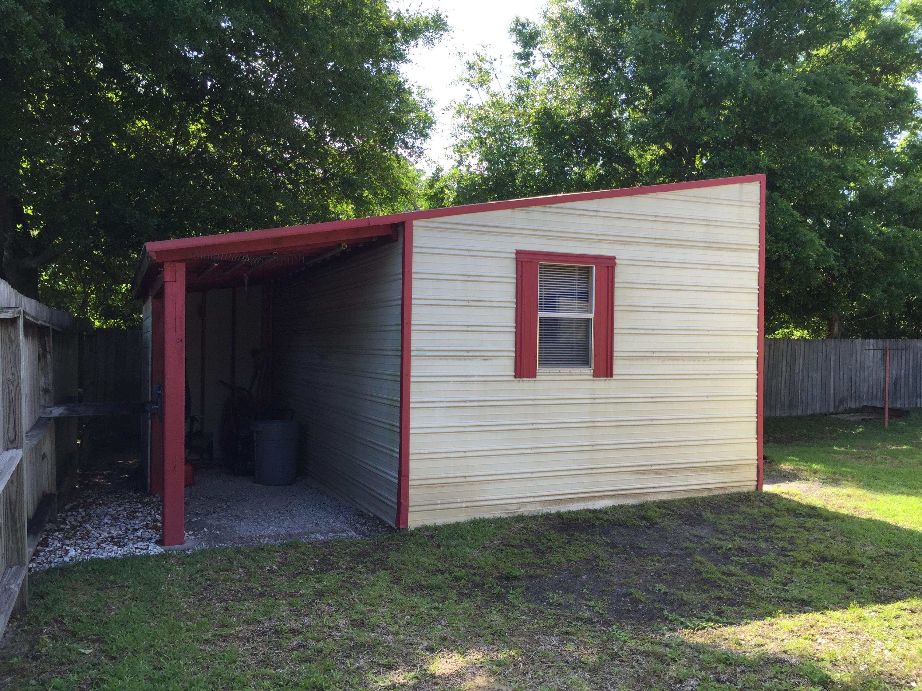 OAK TREE PARK - Residential