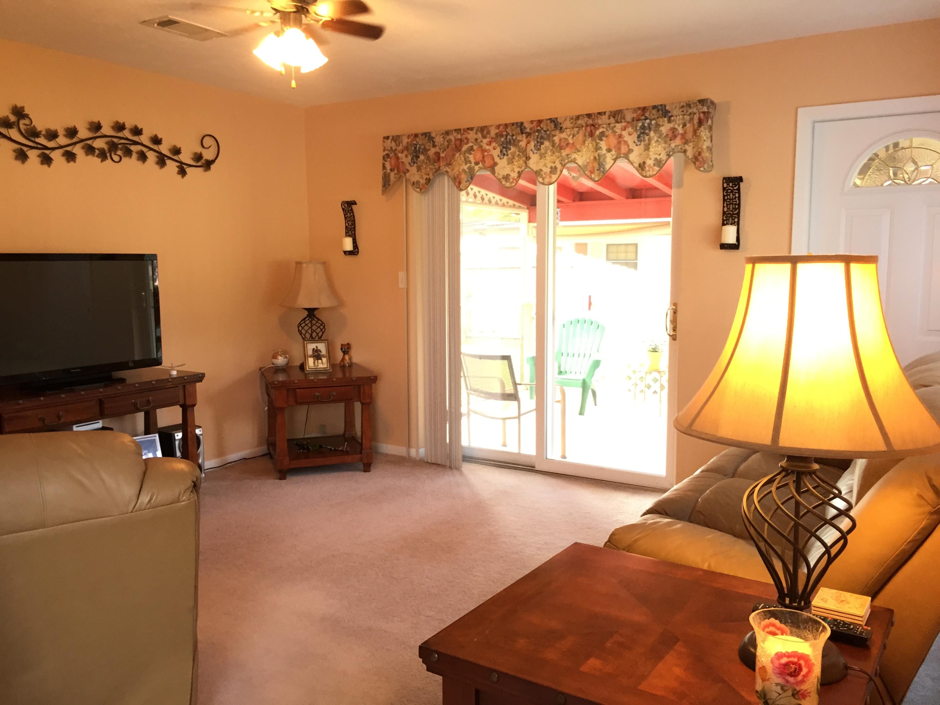 OAK TREE PARK - Residential