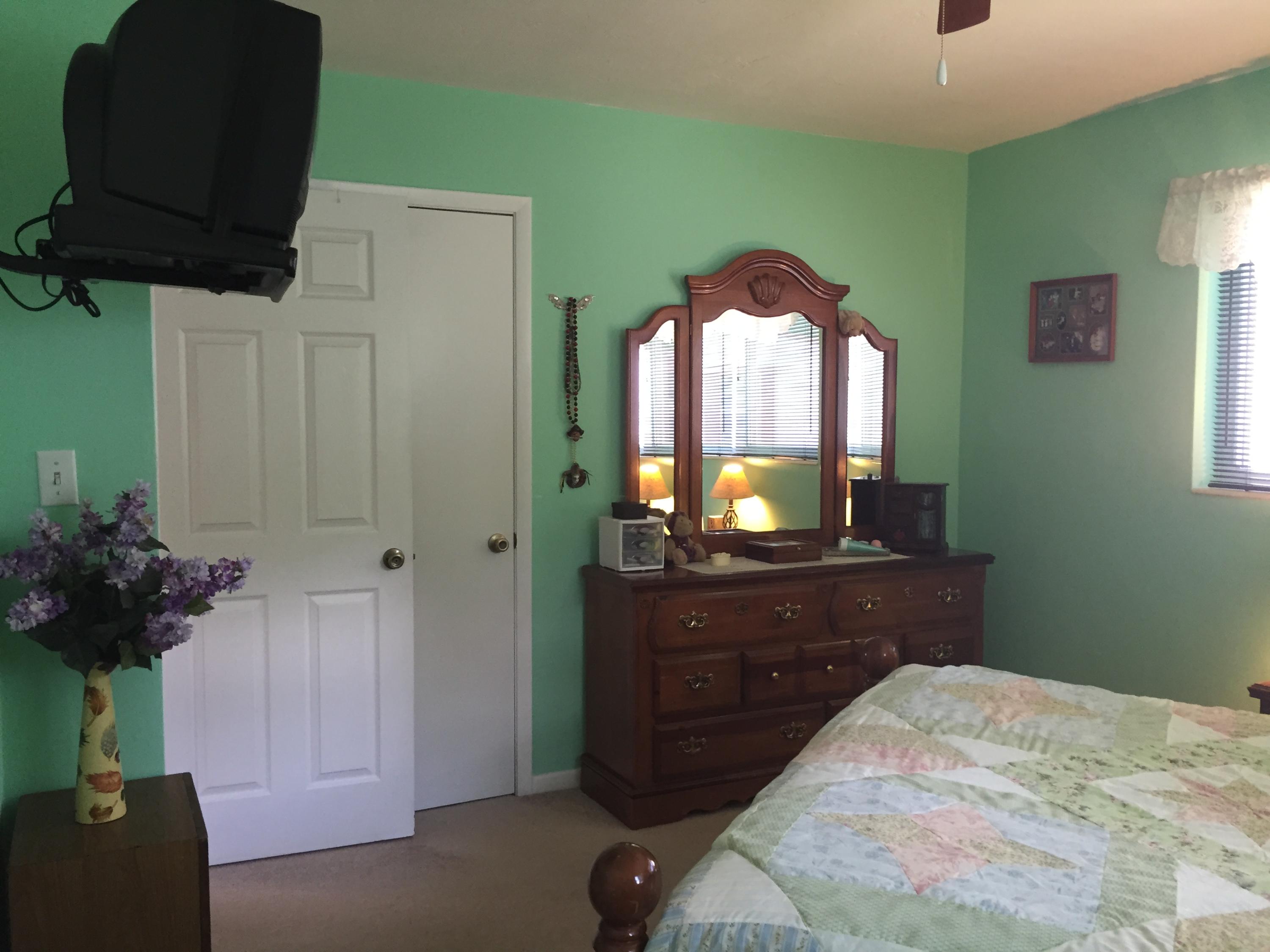 OAK TREE PARK - Residential