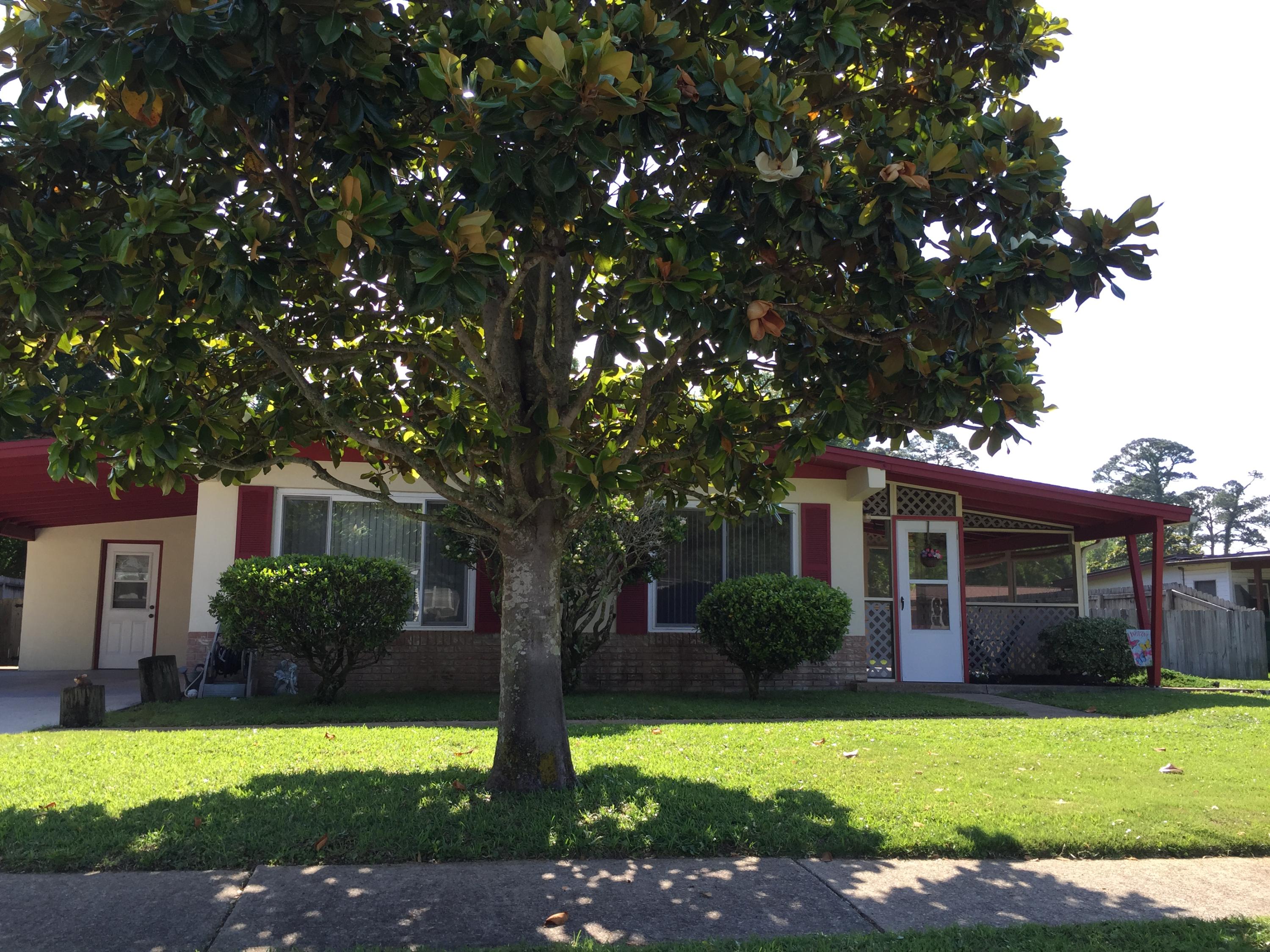 OAK TREE PARK - Residential