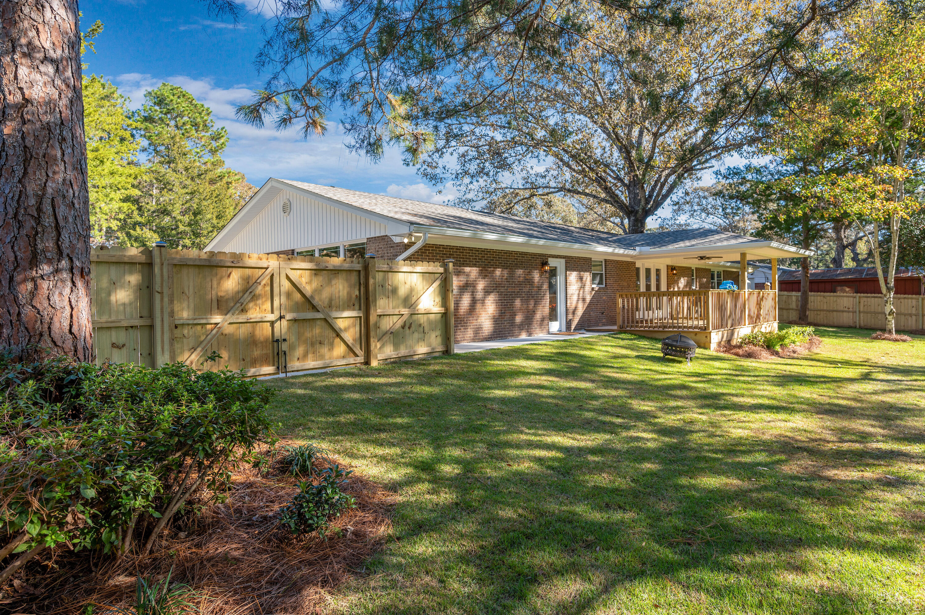 ADAMS POWELL - Residential