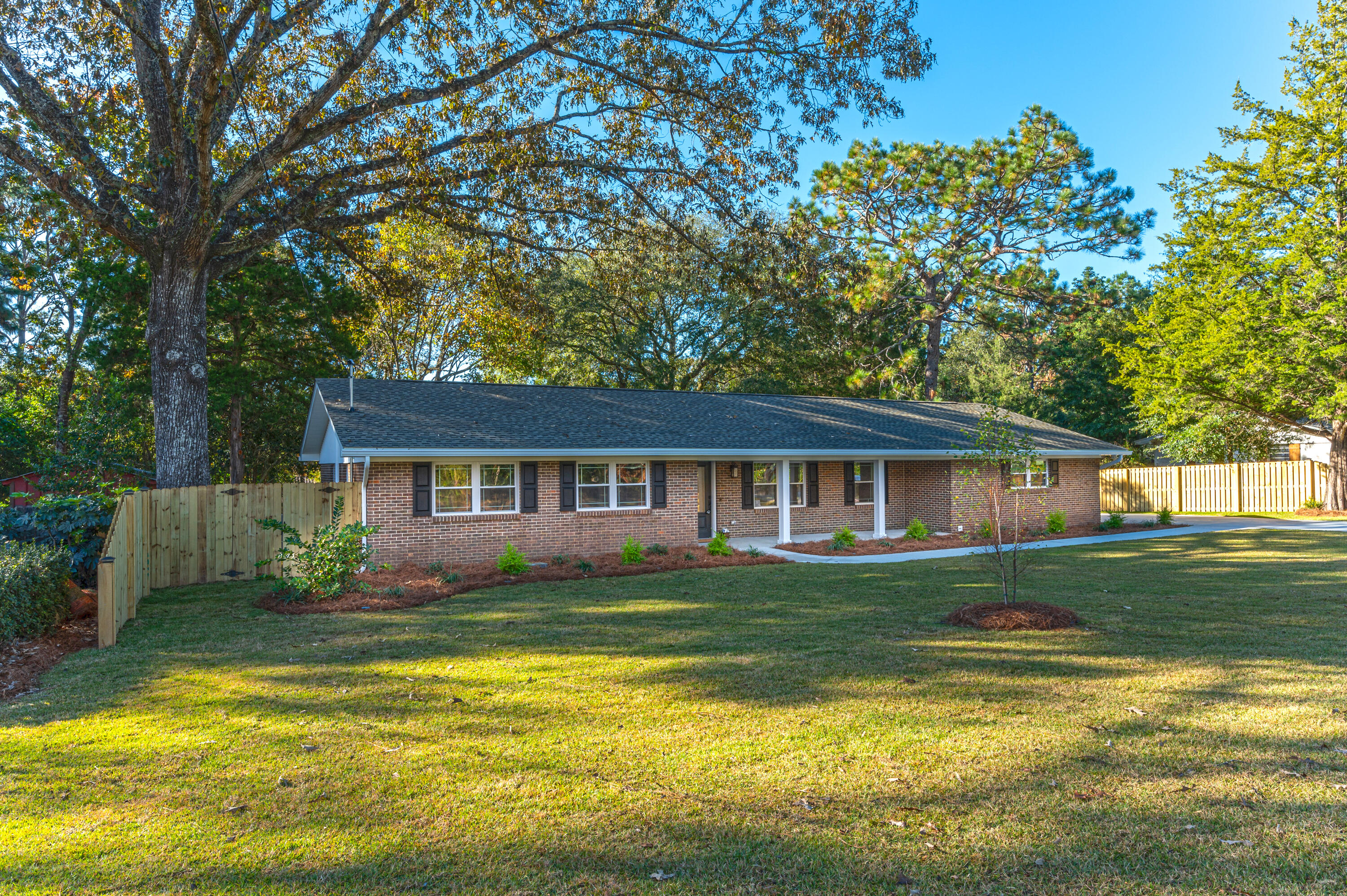 ADAMS POWELL - Residential