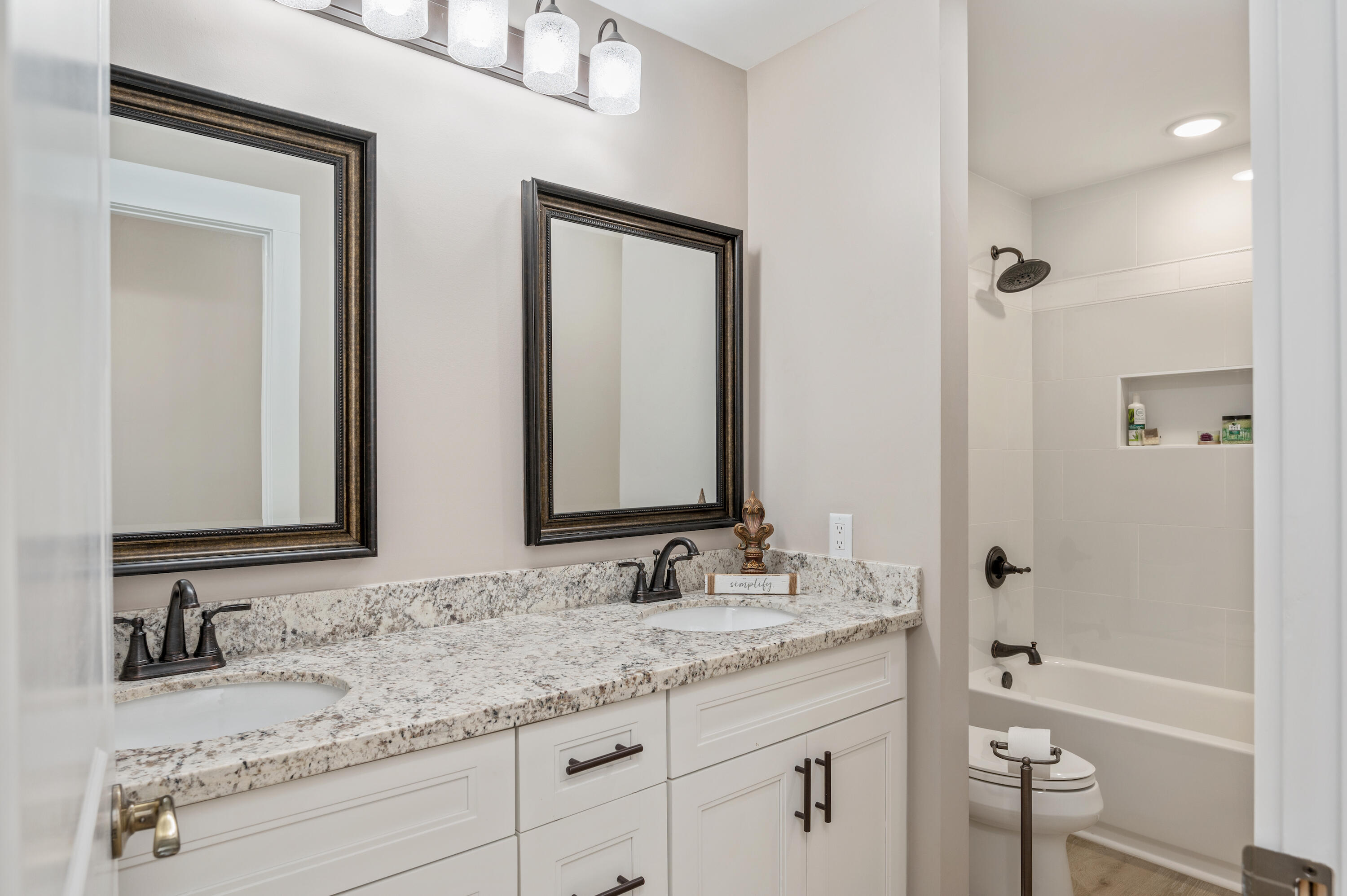 ADAMS POWELL - Residential