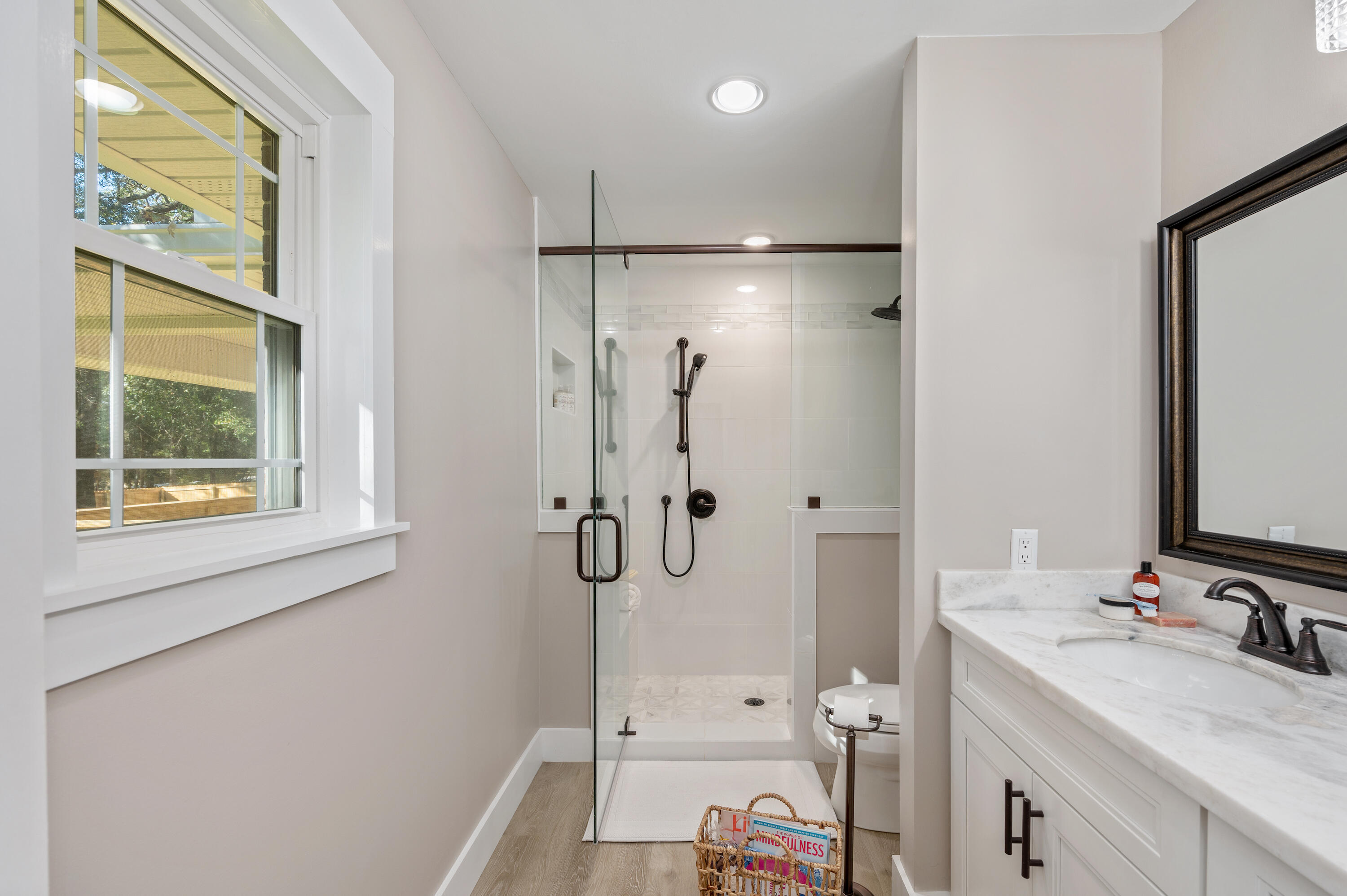 ADAMS POWELL - Residential