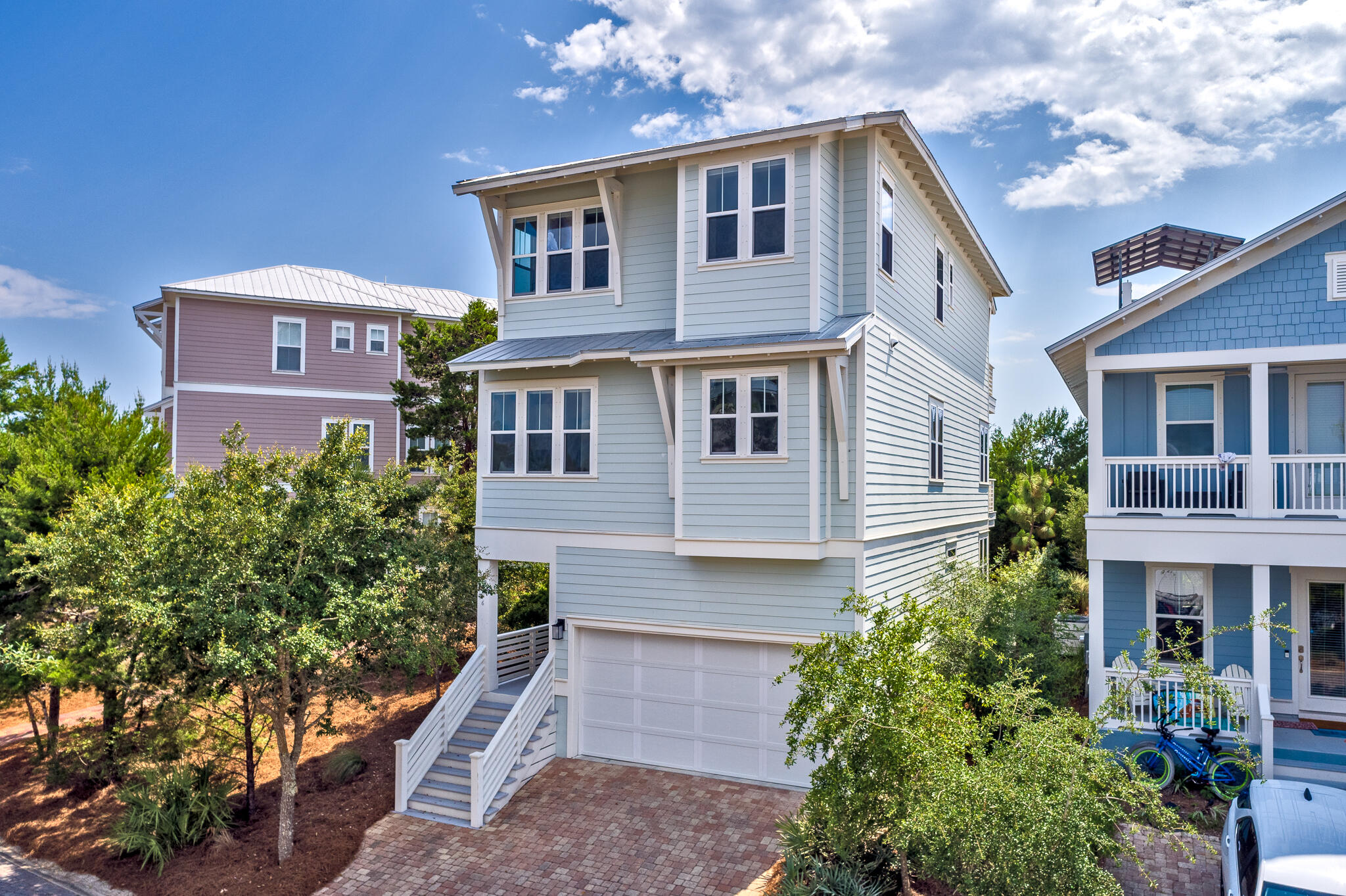 HIGHLAND PARKS - Residential