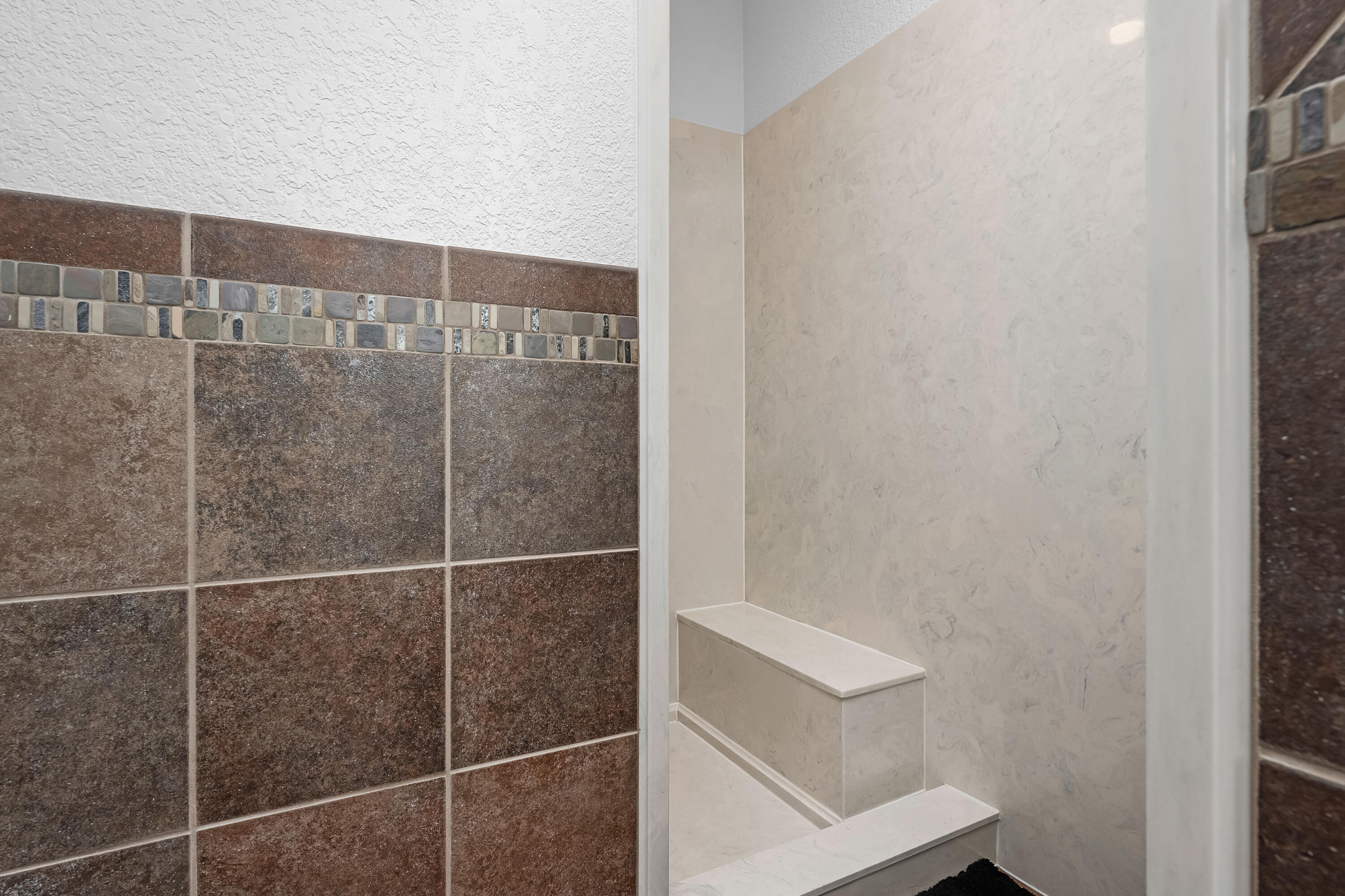 CRESTVIEW SUBURB - Residential