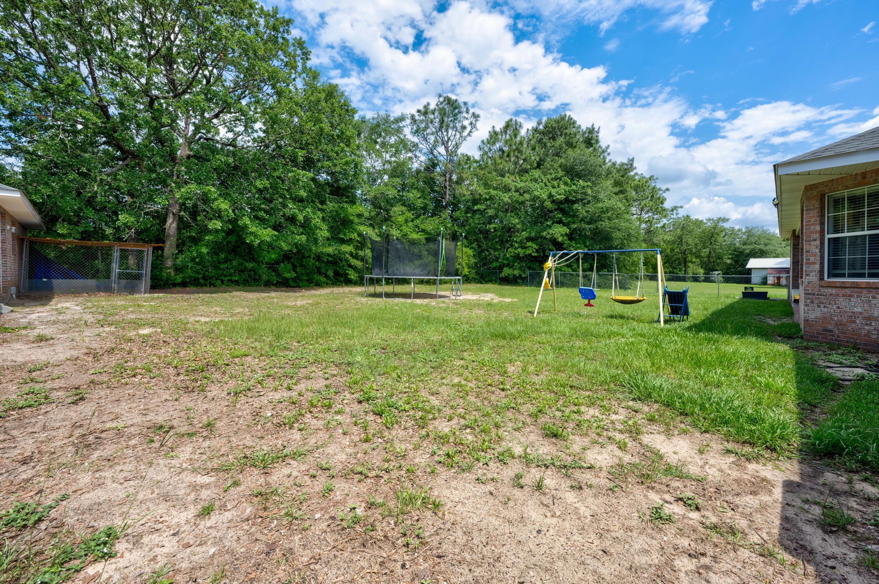 CRESTVIEW SUBURB - Residential